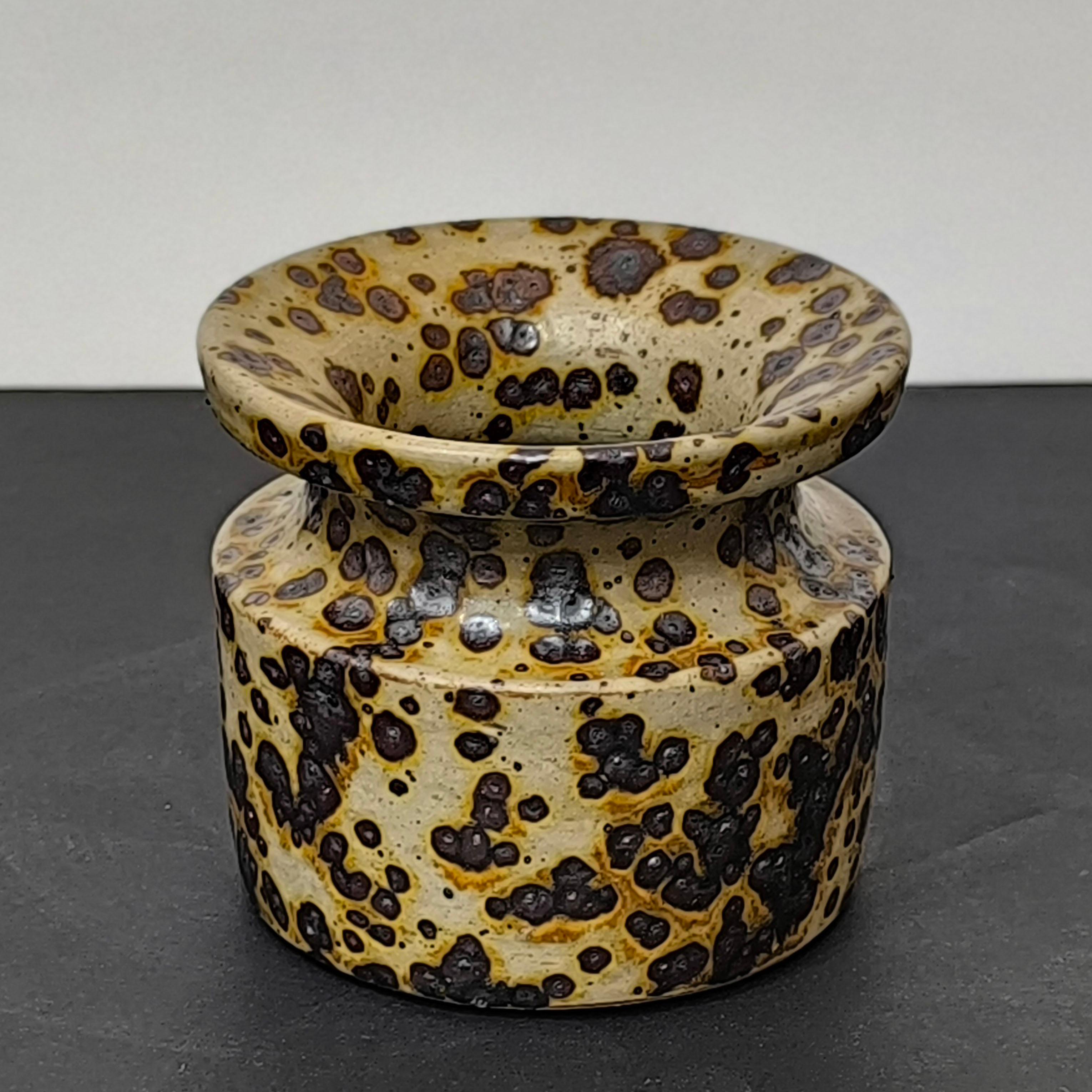 Scandinavian Modern Extremely Beautiful Stoneware Jar by Swedish Ceramist Claes Thell, Sweden 1978 For Sale