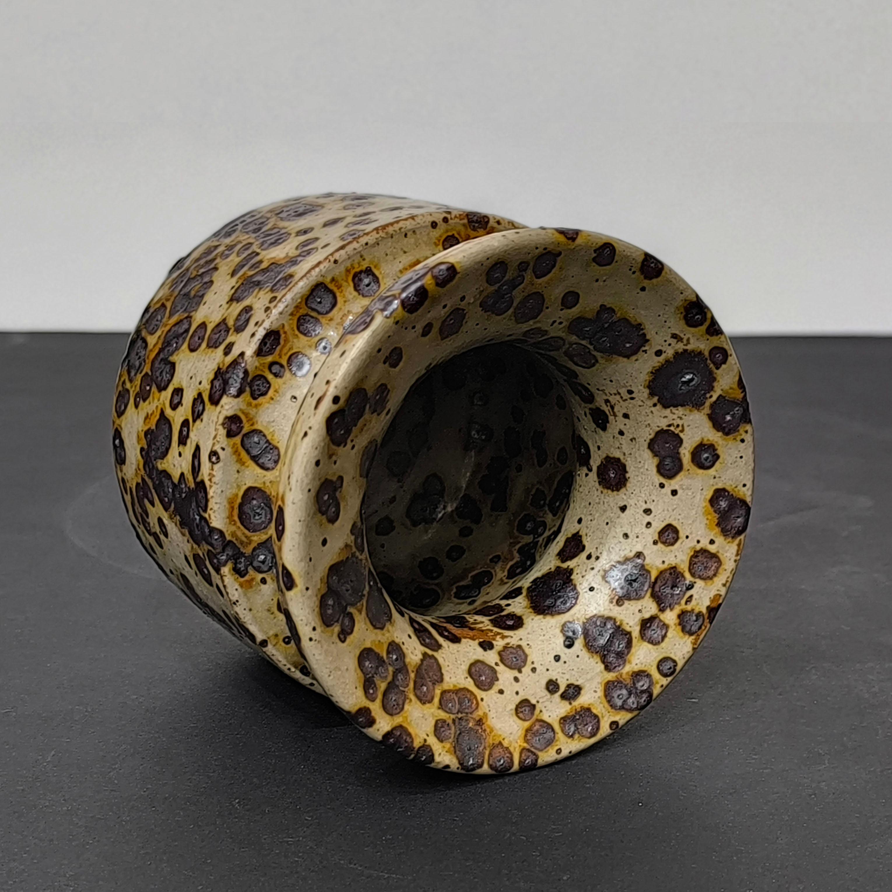 Extremely Beautiful Stoneware Jar by Swedish Ceramist Claes Thell, Sweden 1978 For Sale 2