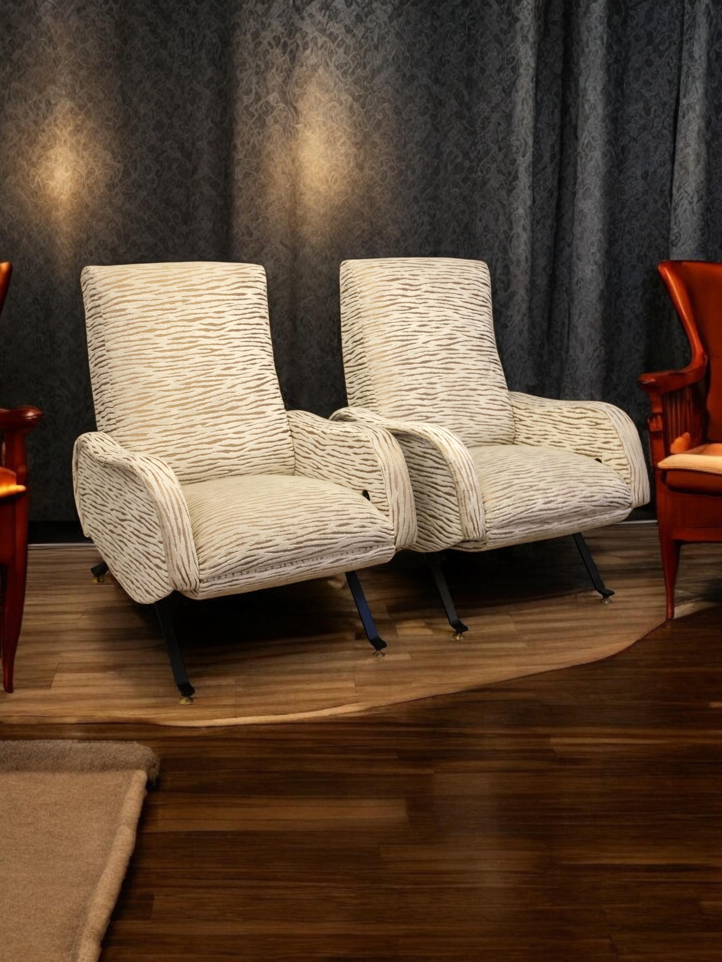 Sillones o butacas reclinables extremadamente cómodos de mediados de siglo 1950 Italiano en venta