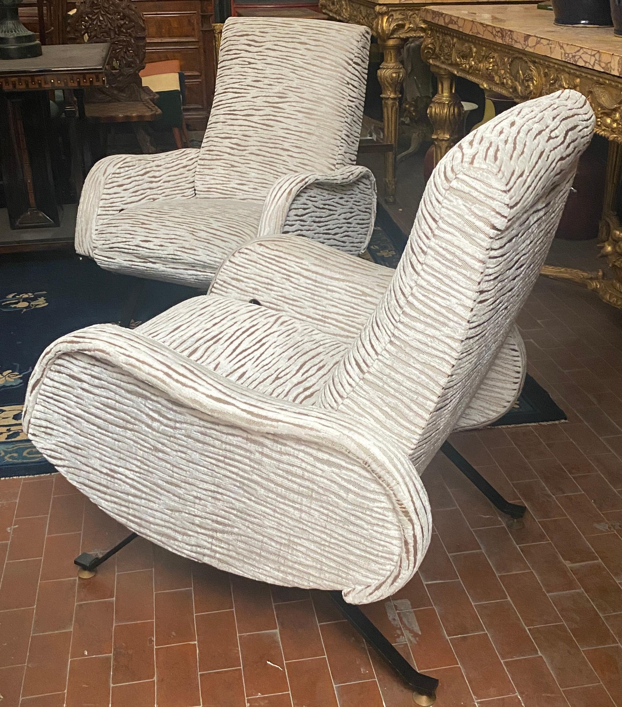 Sillones o butacas reclinables extremadamente cómodos de mediados de siglo 1950 mediados del siglo XX en venta