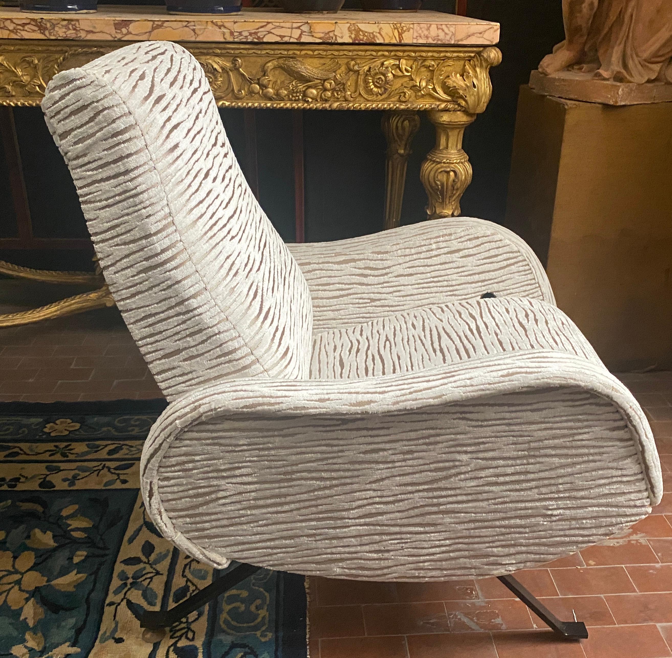 Sillones o butacas reclinables extremadamente cómodos de mediados de siglo 1950 en venta 2
