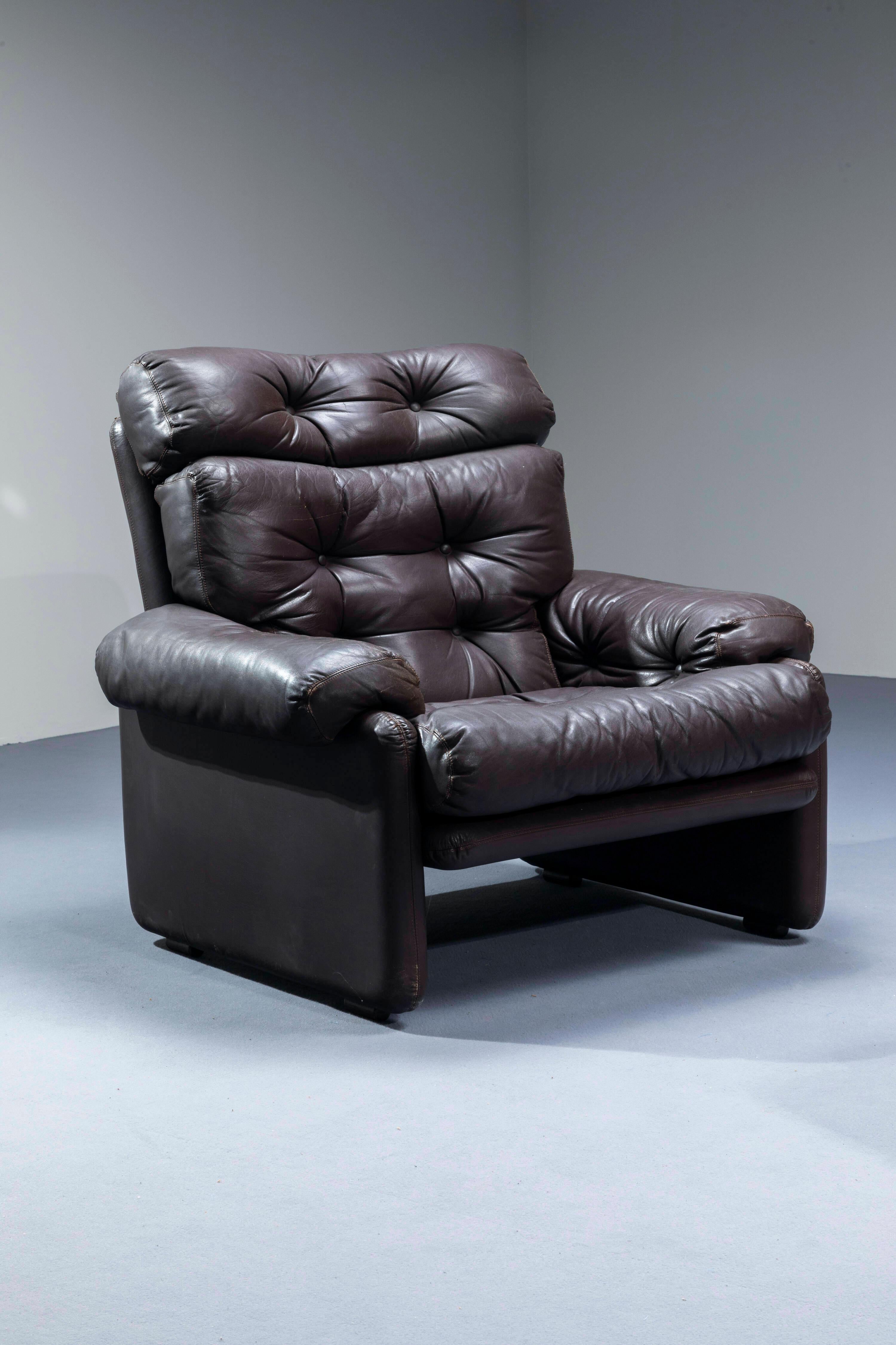 italien Paire de fauteuils extrêmement confortables par Afra e Tobia Scarpa Italie 70' en vente