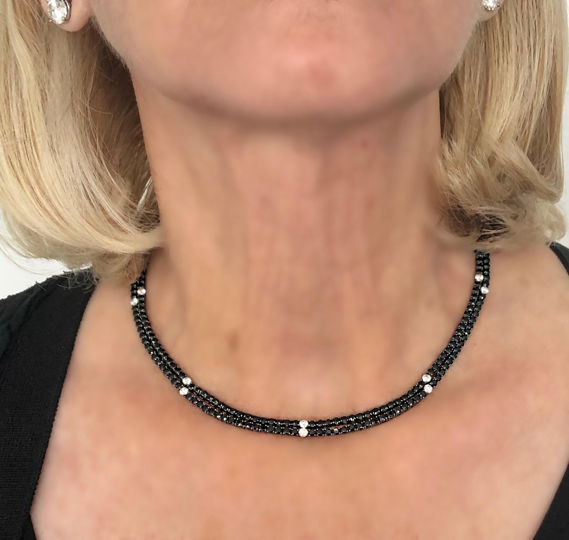 Extremely Dark Blue Sapphire and Diamond Choker Ideal for Every Day Wear For Sale 2