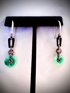 Extremely elegant Art Deco jade, diamond and blue sapphire long earrings