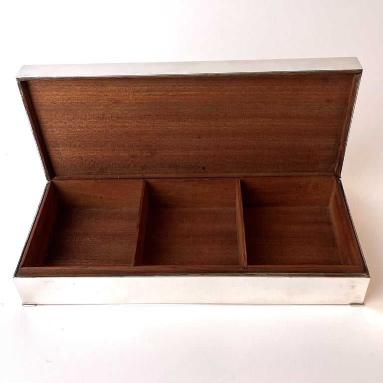 Extremely Elegant Box by Christian Dior from the Mid-20th Century For Sale 1