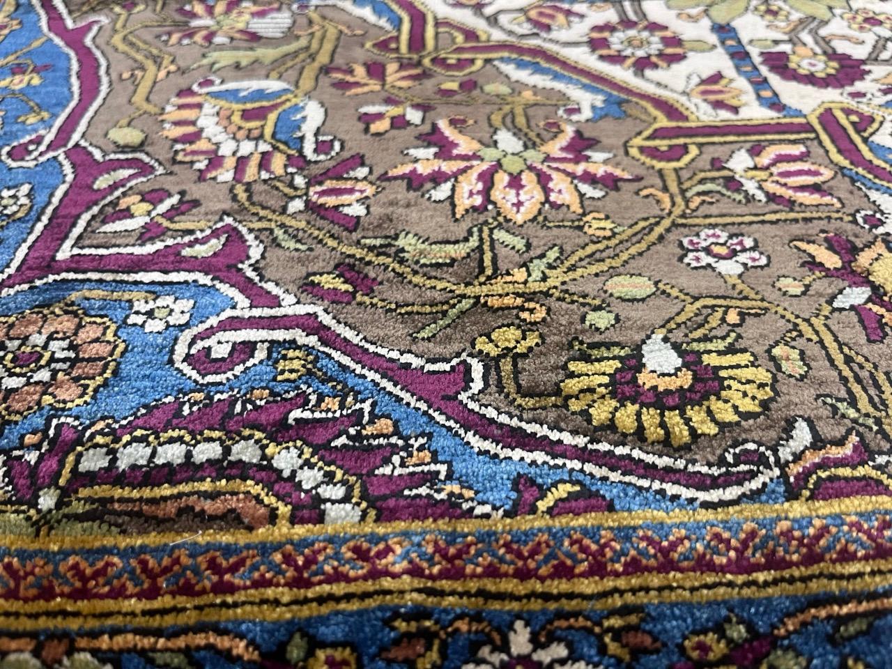 Estremamente fine e raro Tappeto antico persiano di seta su seta Farahan 4'2