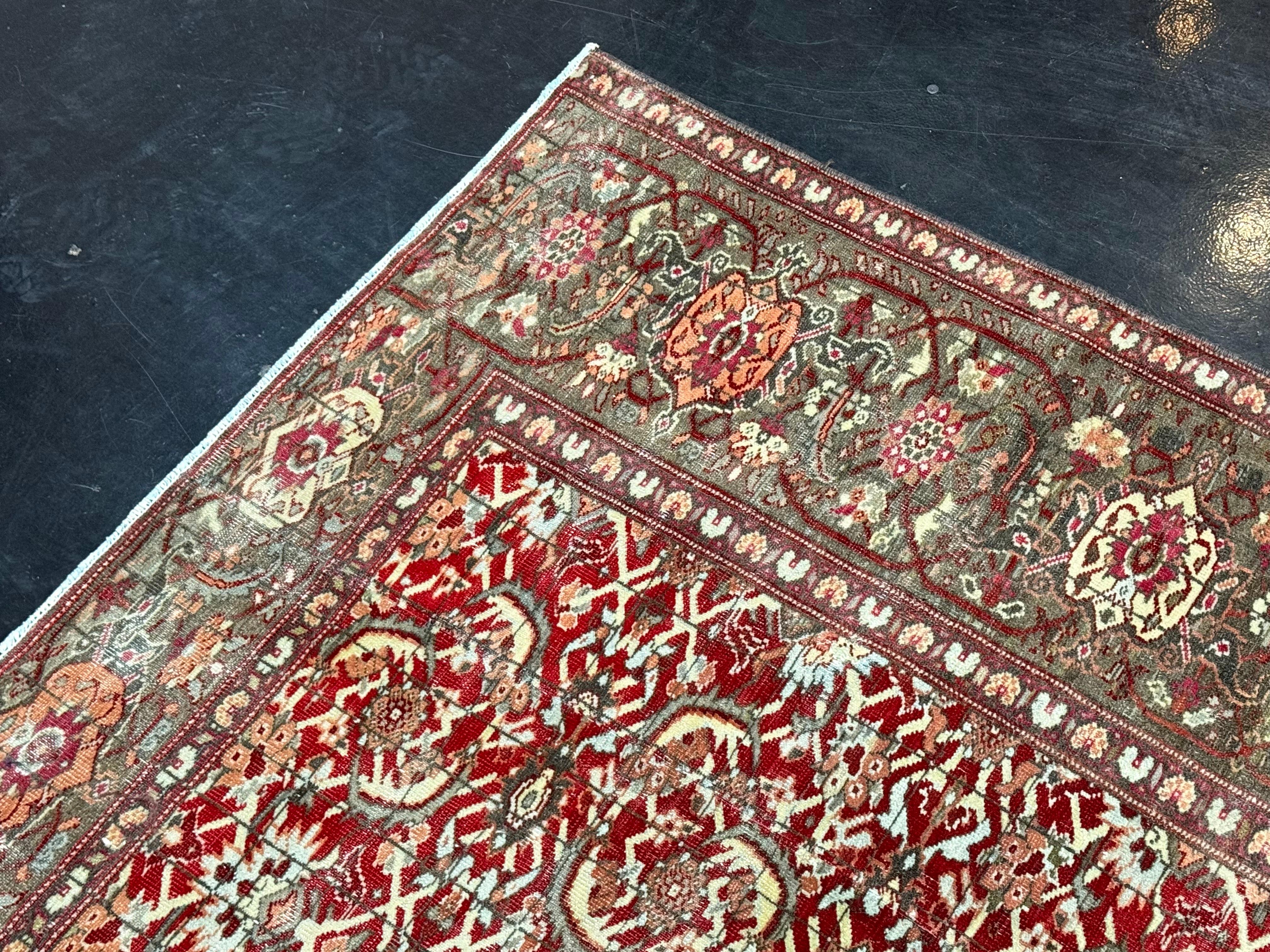 Extremely Fine Antique Mishan Malayer Rug 7’0