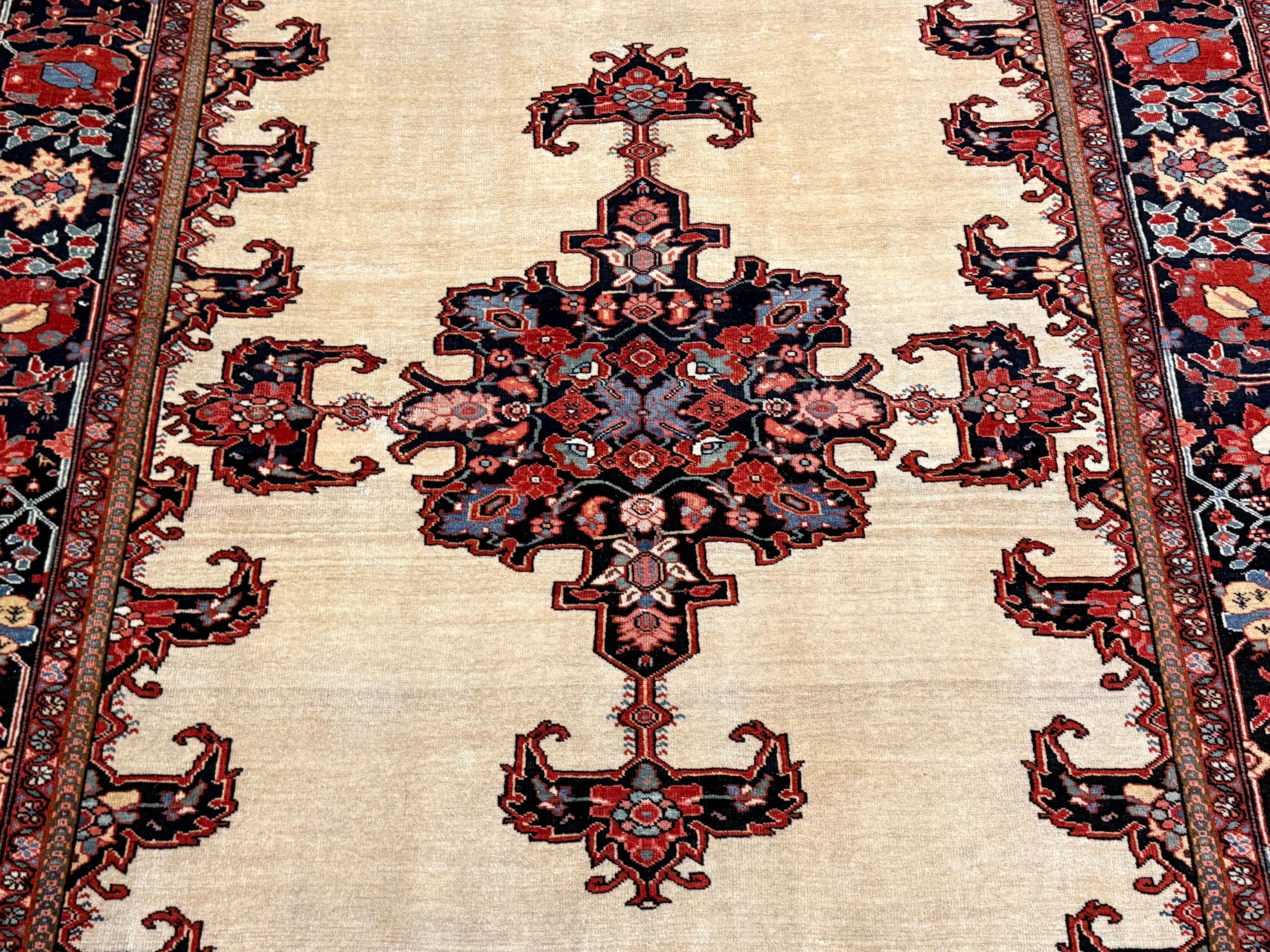 Tappeto antico estremamente pregiato Sarouk Farahan x 6'9