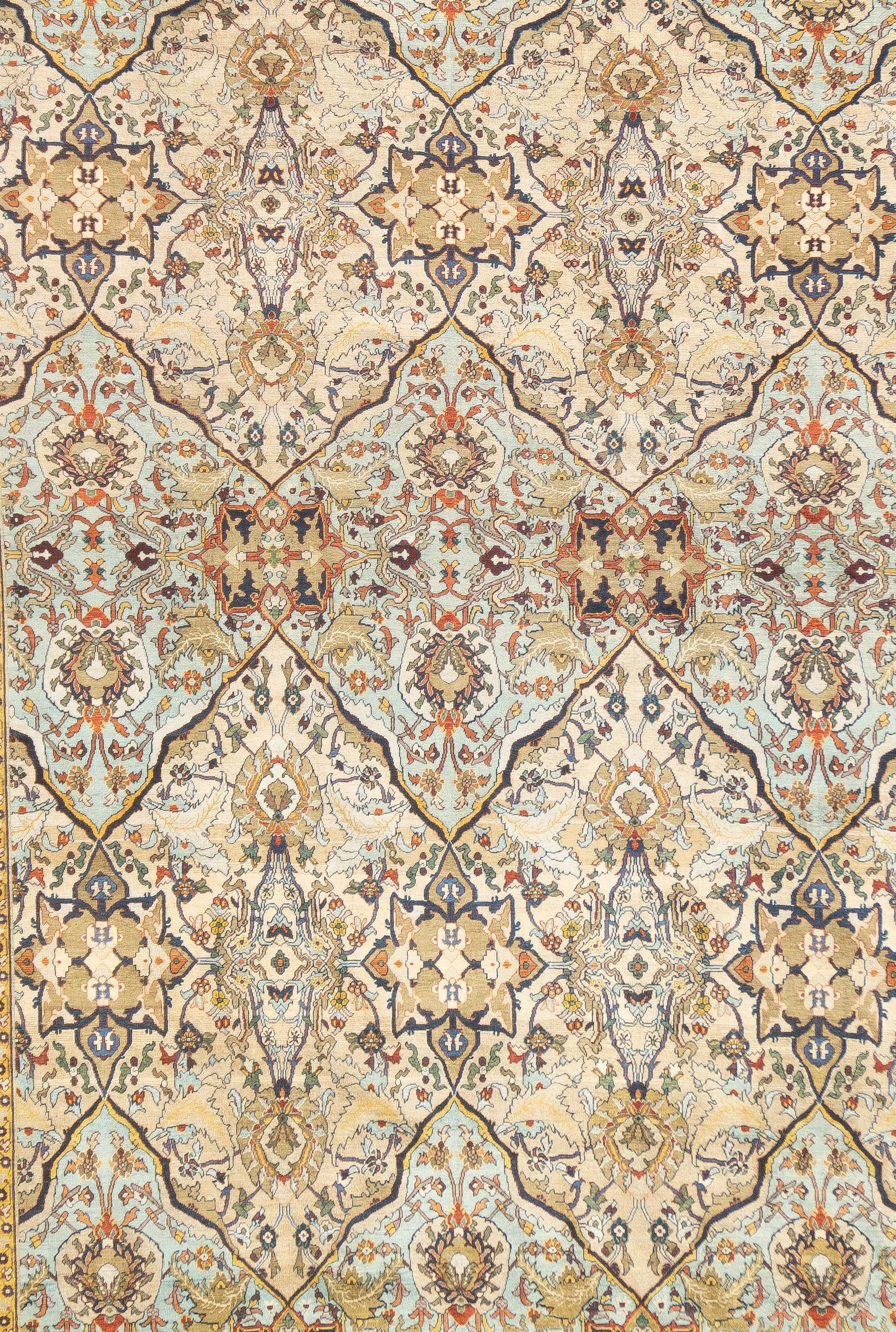 Perse Très beau tapis ancien en soie persane Heriz 4'10
