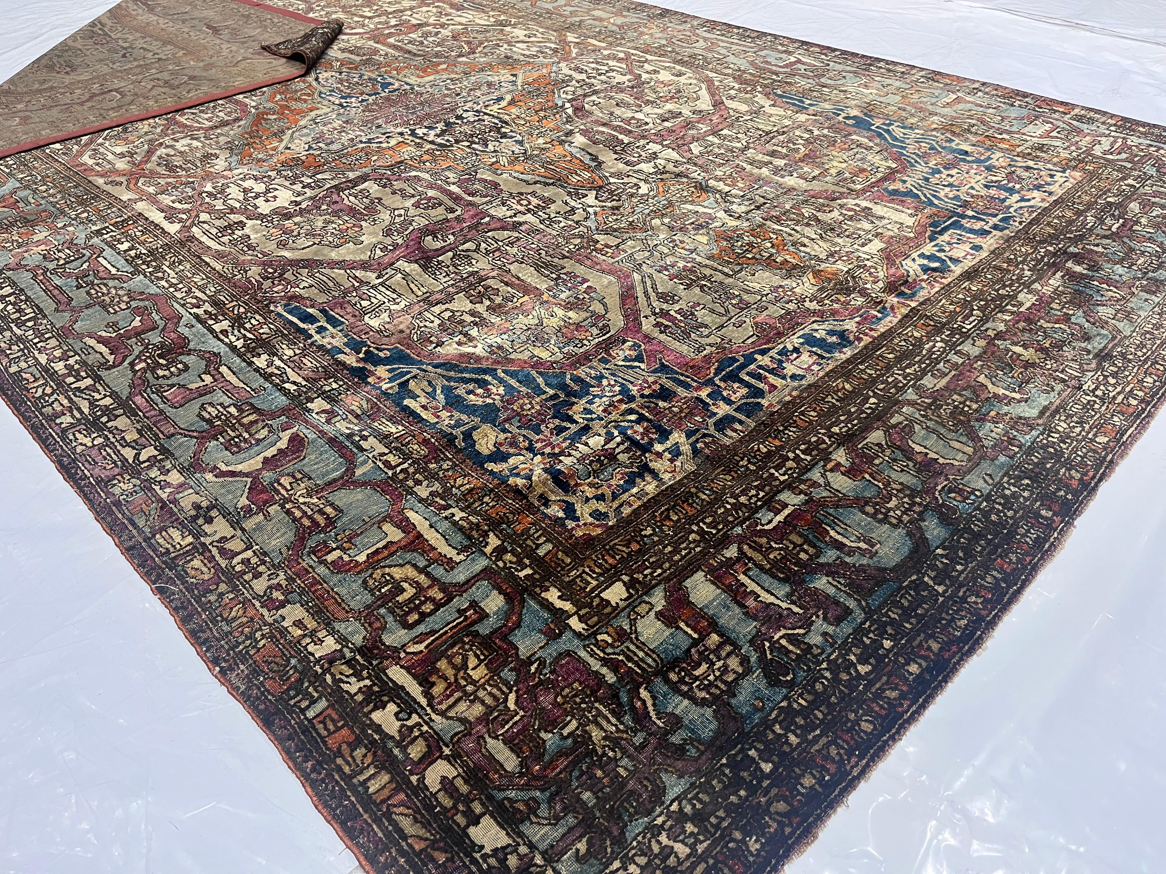 Très beau tapis ancien en soie persane Mohtasham Kashan 6'5