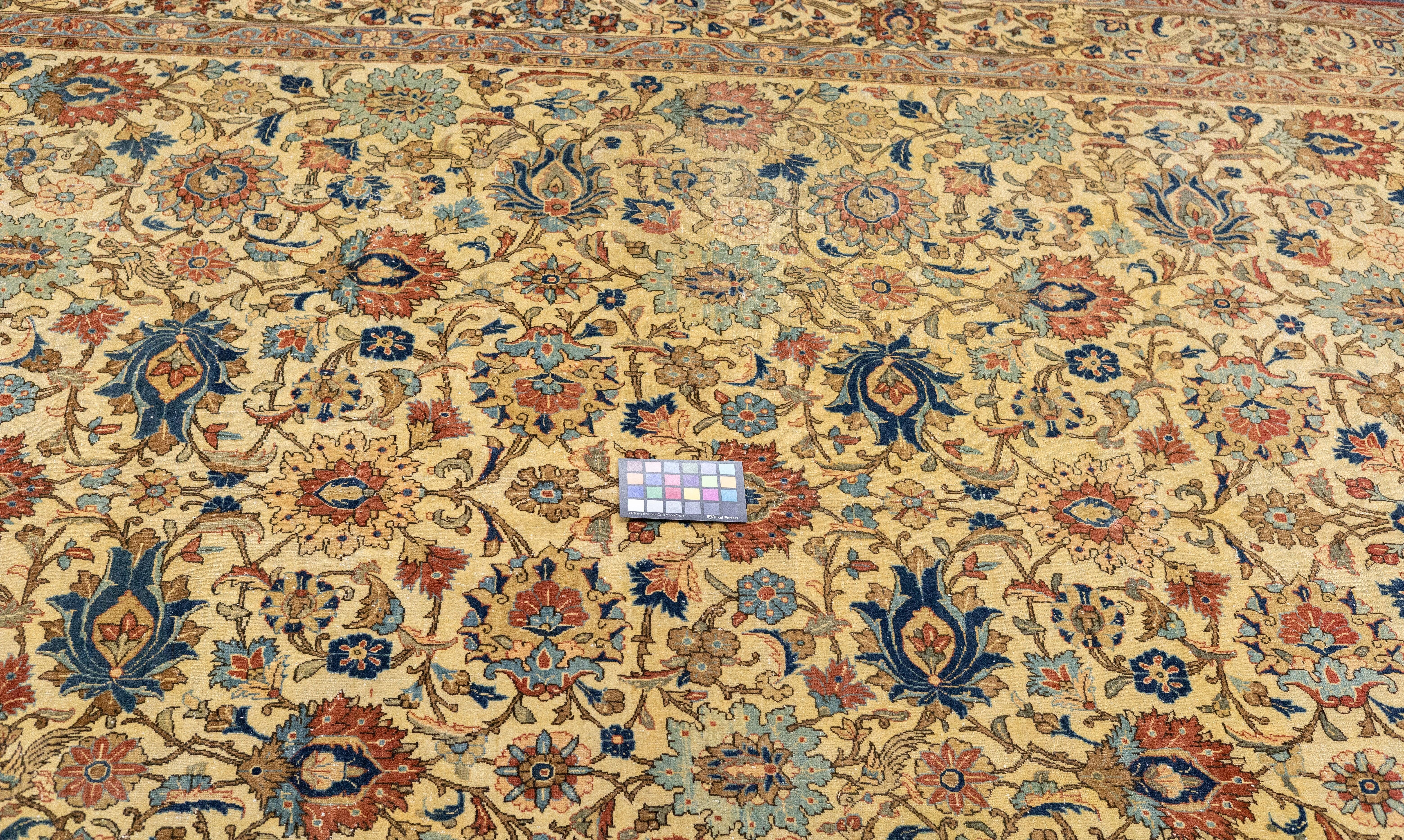 Äußerst feine antike persische Teheraner Wolle  Teppich 7'10'' x 10'5'' (20. Jahrhundert) im Angebot
