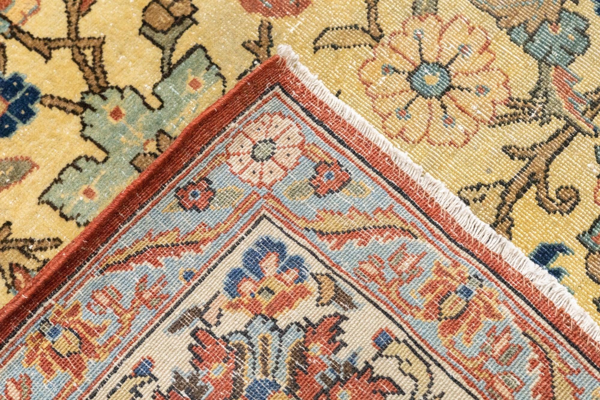 Äußerst feine antike persische Teheraner Wolle  Teppich 7'10'' x 10'5'' im Angebot 2