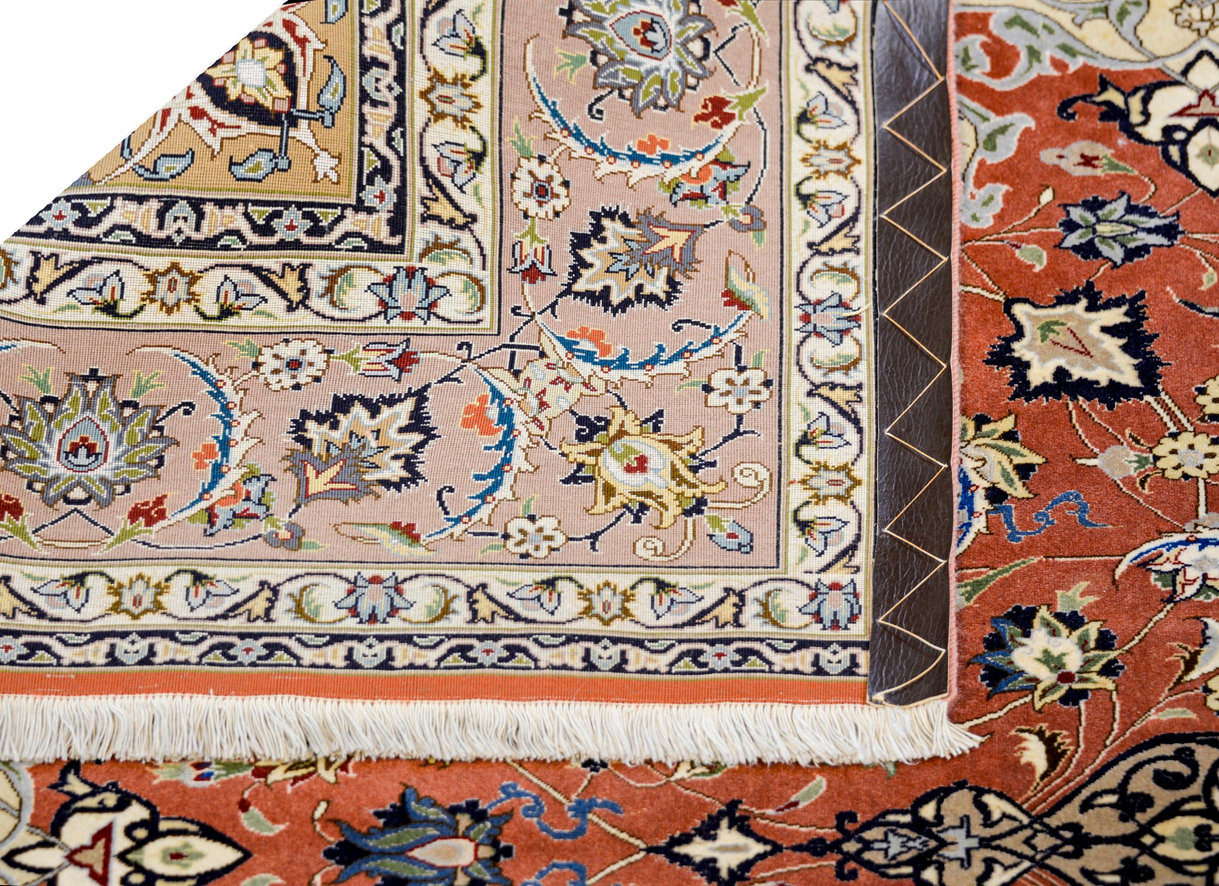 Tapis de Tabriz extrêmement raffiné de la fin du XXe siècle en vente 1