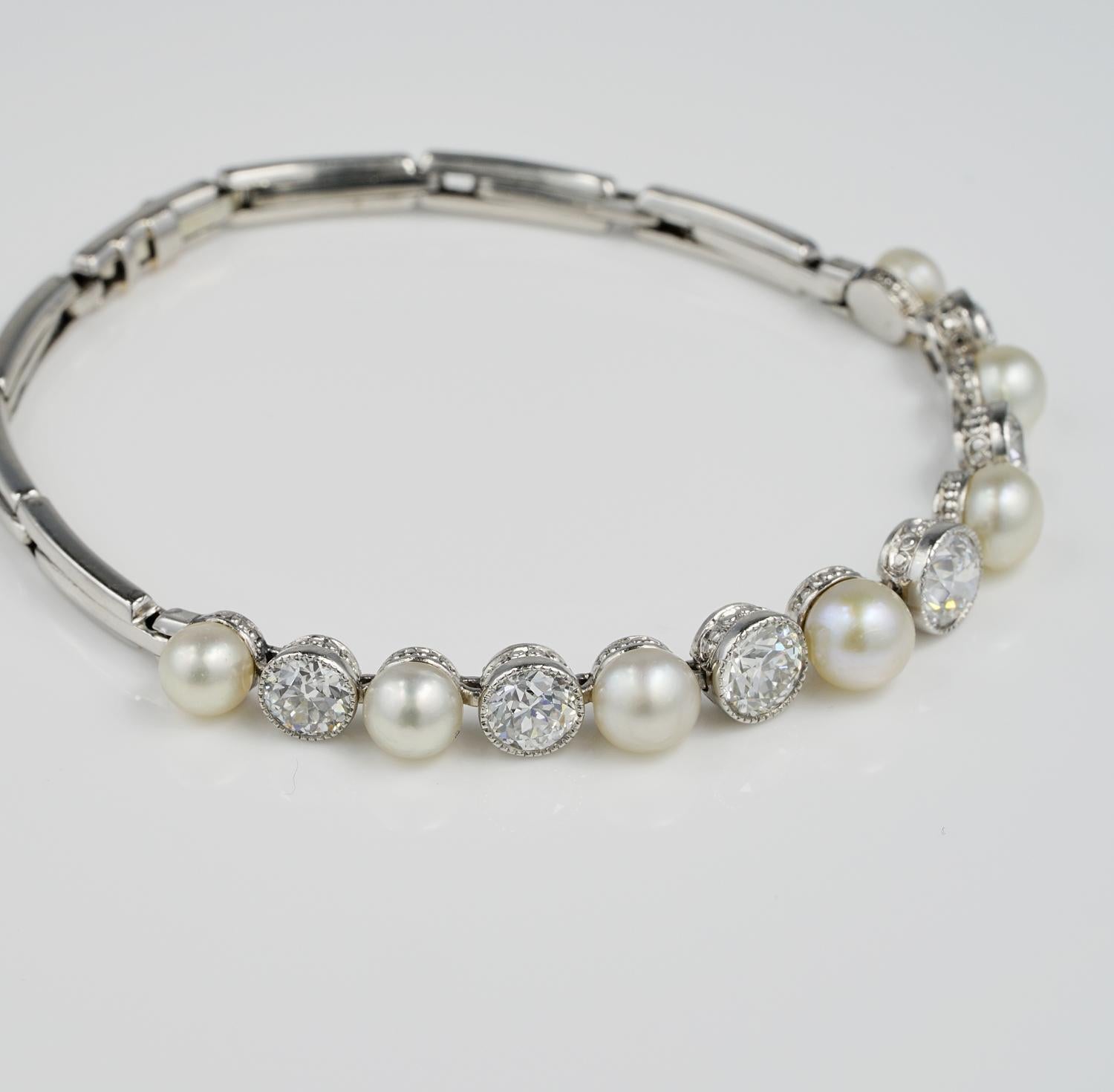 Extremely Fine Edwardian Natural Pearl Diamond Platinum Riviere Bracelet Damen im Angebot