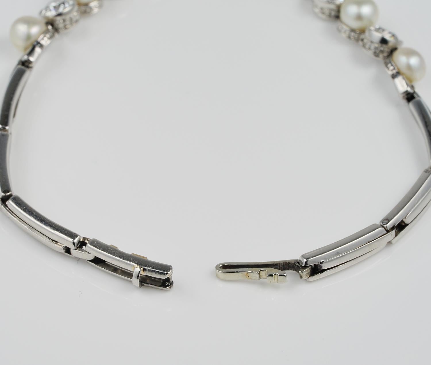 Extremely Fine Edwardian Natural Pearl Diamond Platinum Riviere Bracelet im Angebot 4