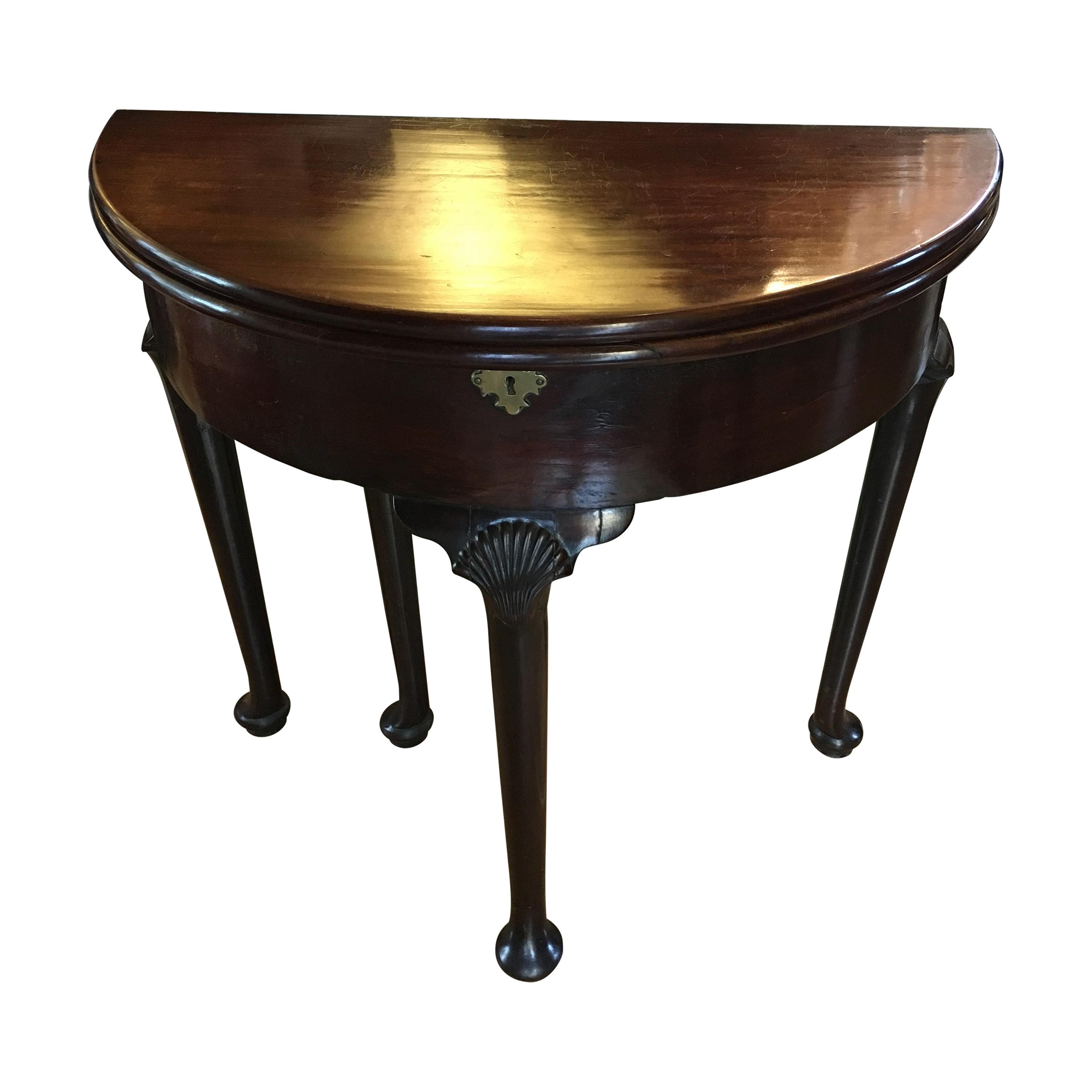 Extremely Fine George II Folding Tea Table, circa 1750-1760 For Sale