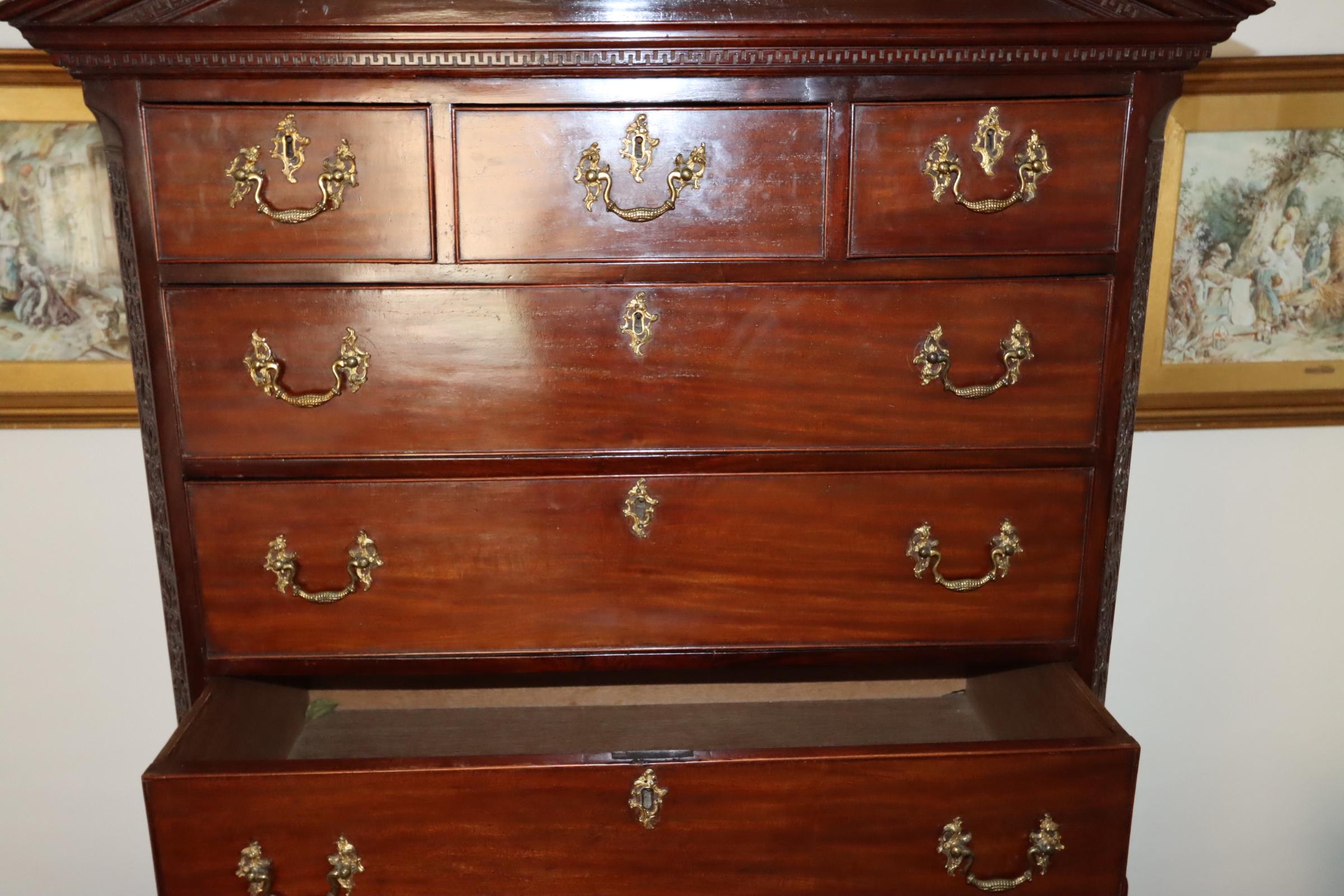 Extremely Fine Mahogany Chest on Chest (Tallboy), 18th Century In Good Condition For Sale In Lincoln, GB