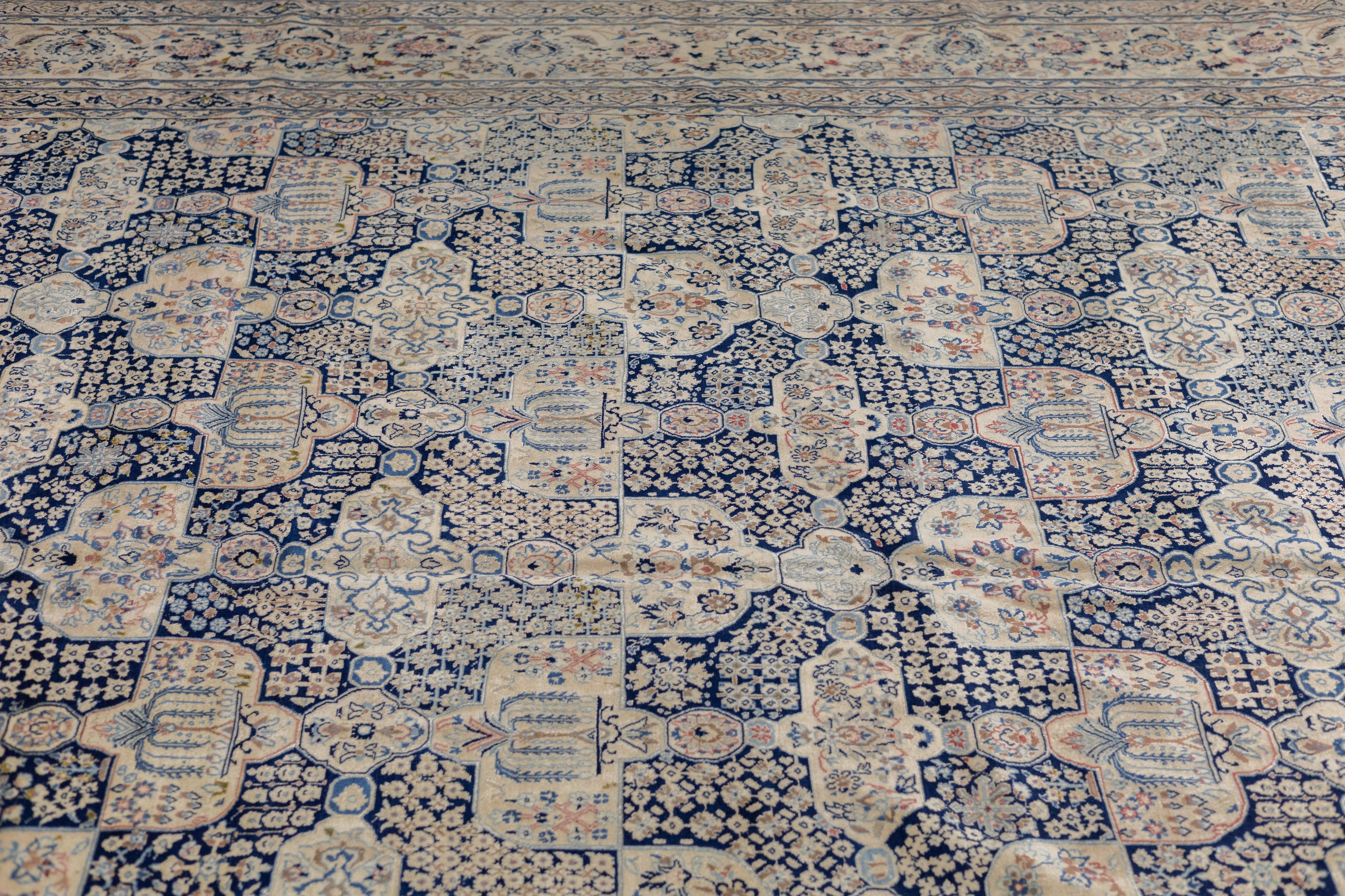Tappeto persiano estremamente fine in lana e seta Habibian 10'10'' x 16'5'' in vendita 2