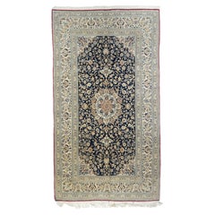 Äußerst feiner persischer Habibian Woll- und Seidenteppich 5'4'' x 9'6''