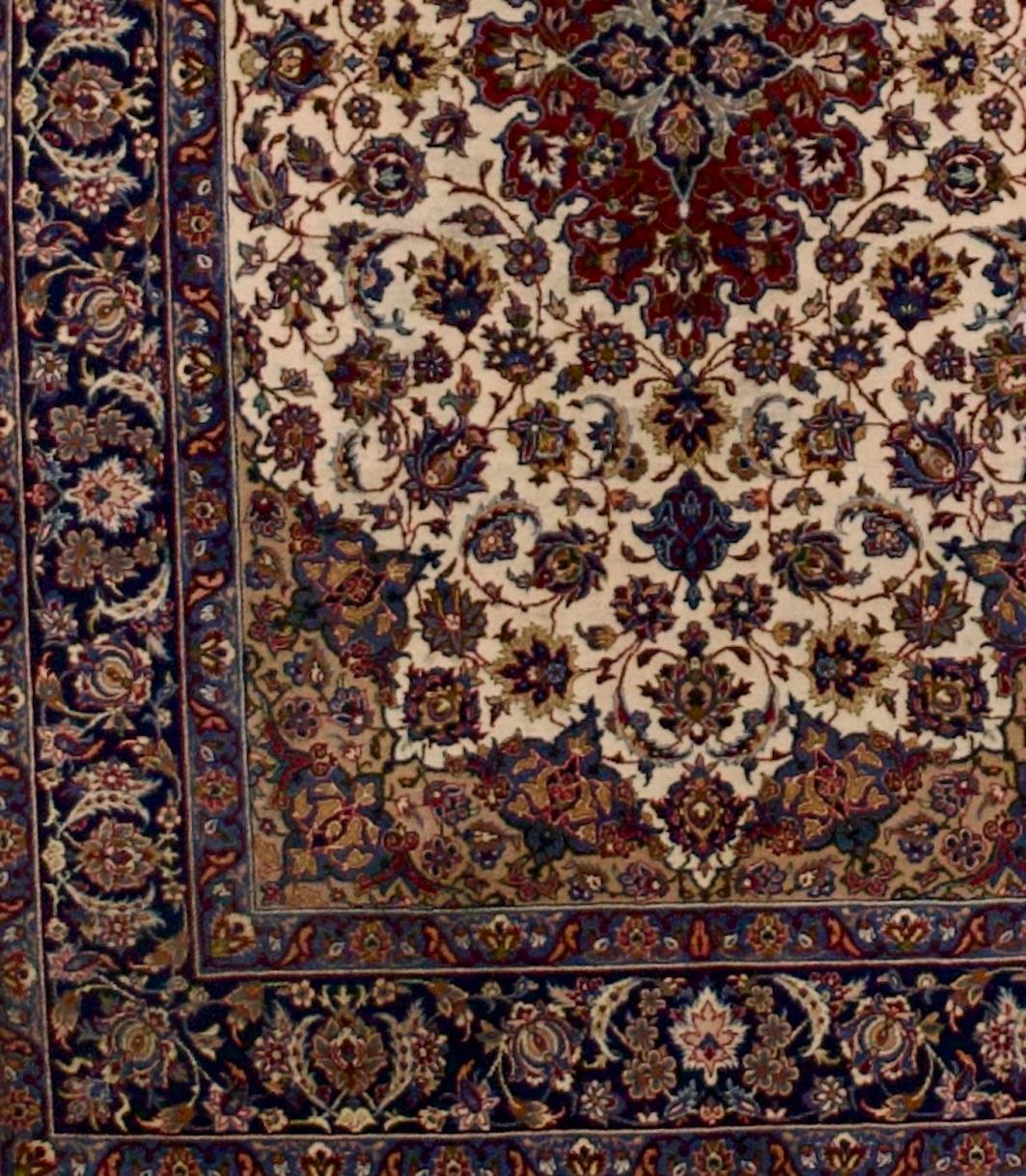 Extrem feiner persischer Isfahan-Teppich 3'5