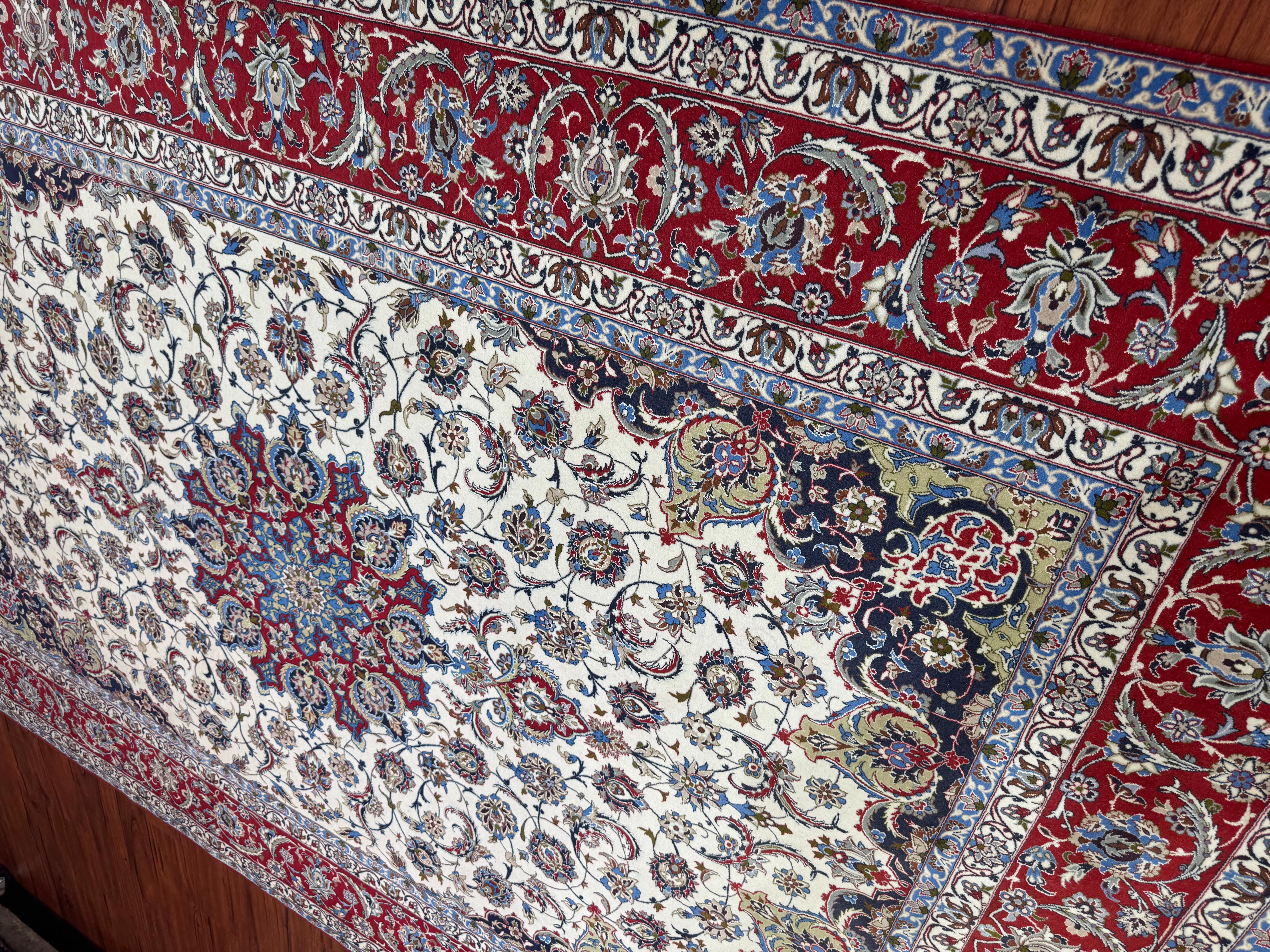 Tappeto persiano Isfahan estremamente pregiato in vendita 4