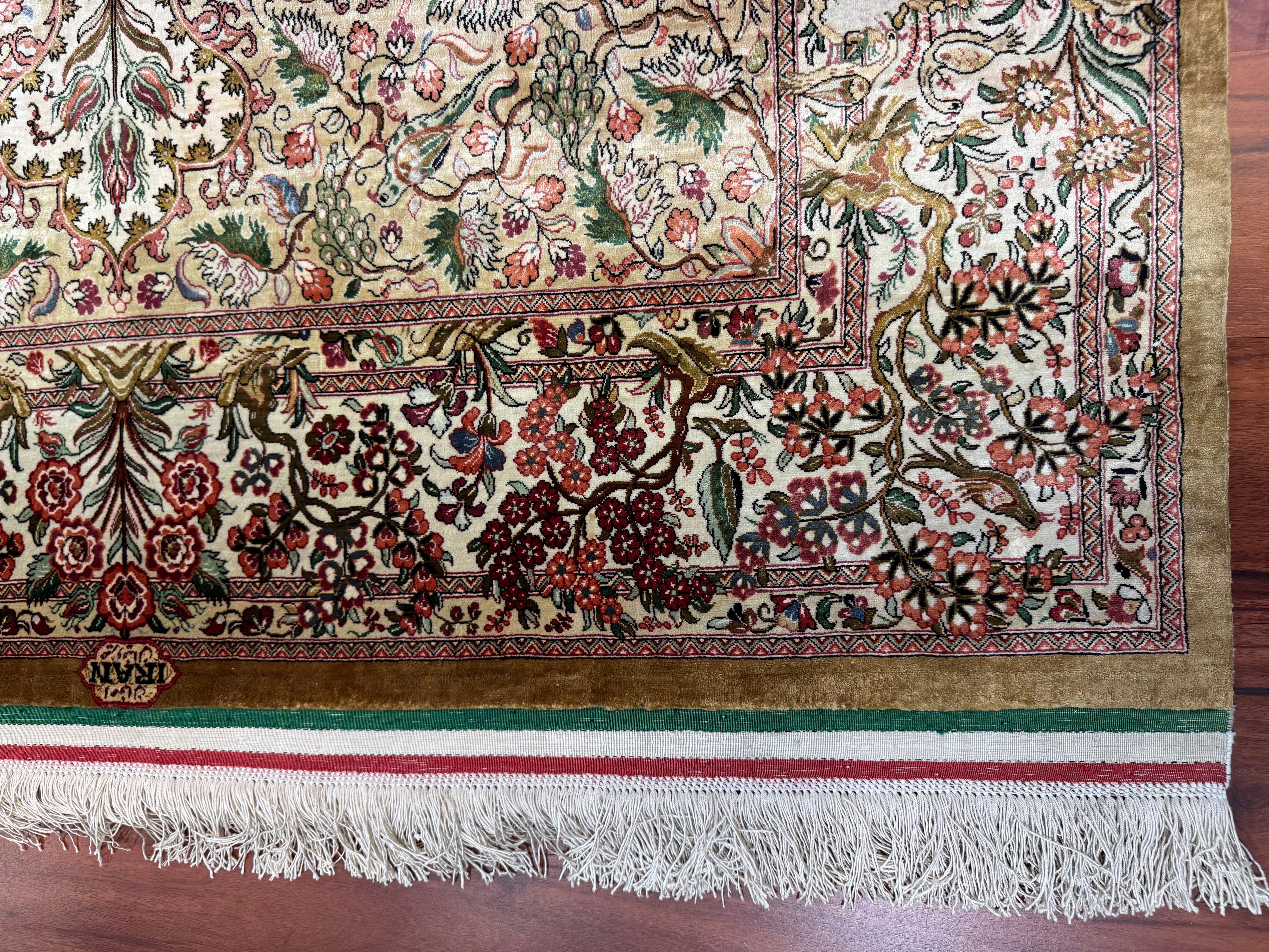 Tappeto persiano Isfahan estremamente pregiato in vendita 4