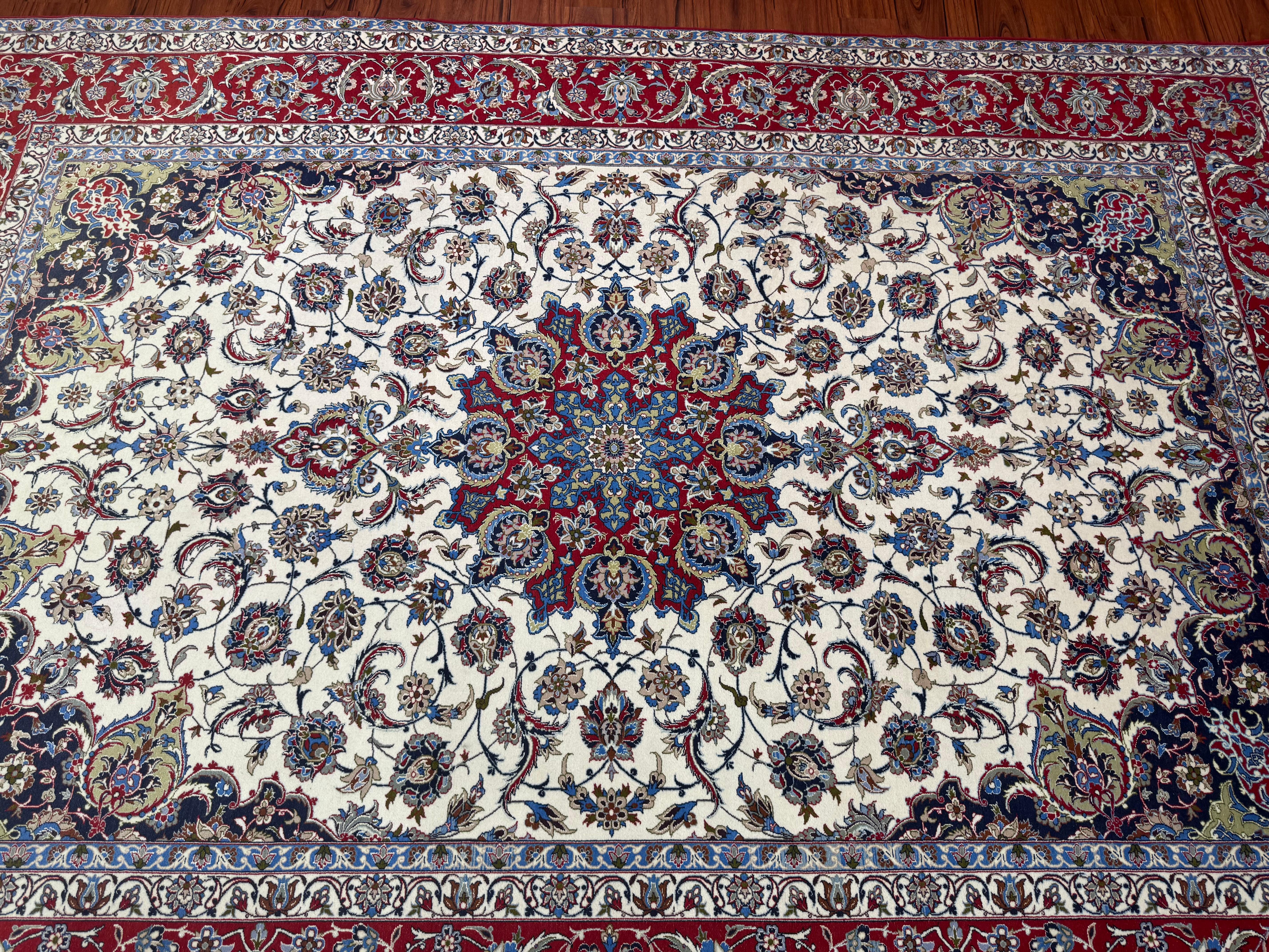Tappeto persiano Isfahan estremamente pregiato in vendita 6