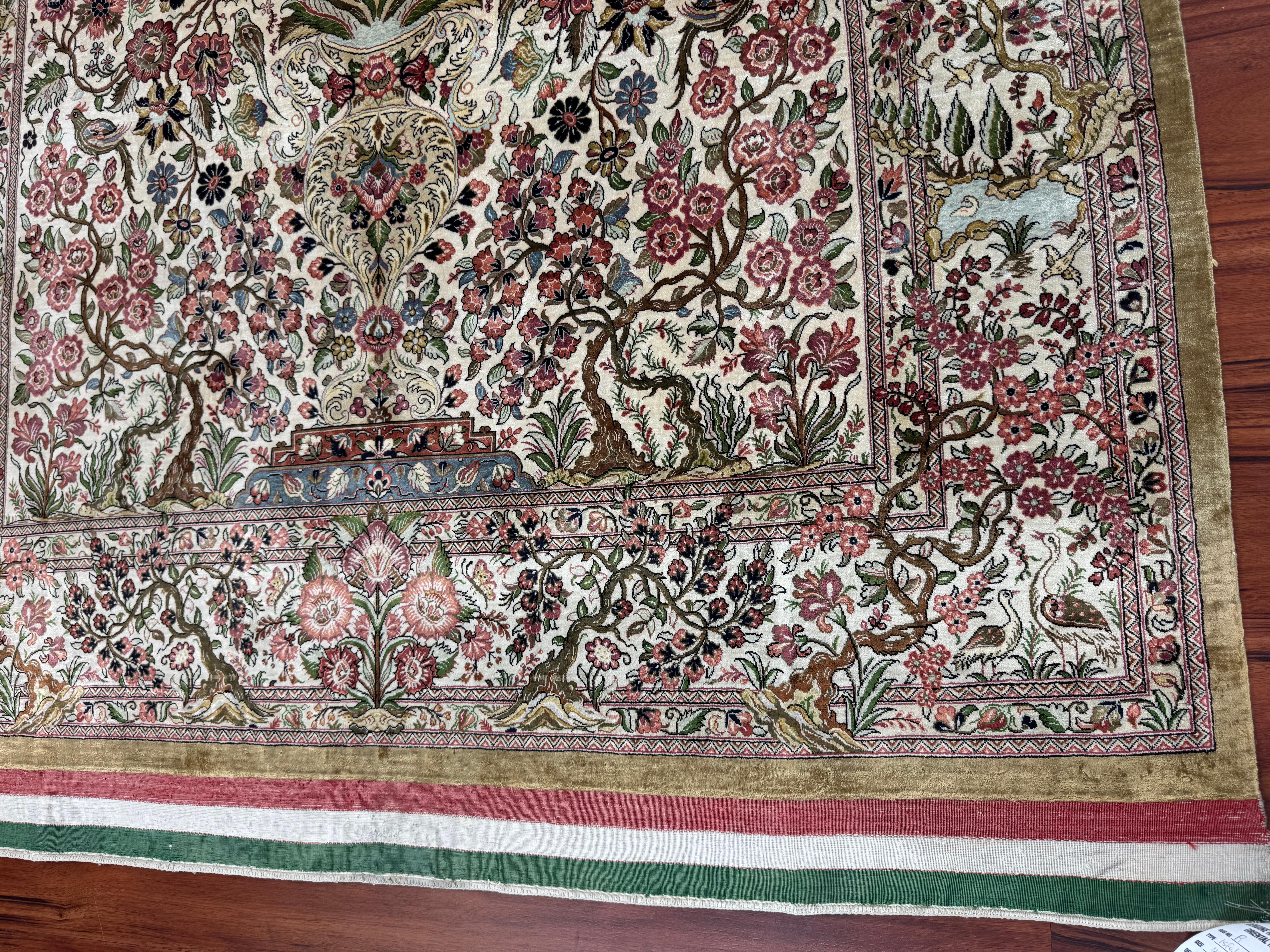 Tappeto persiano Isfahan estremamente pregiato in vendita 7