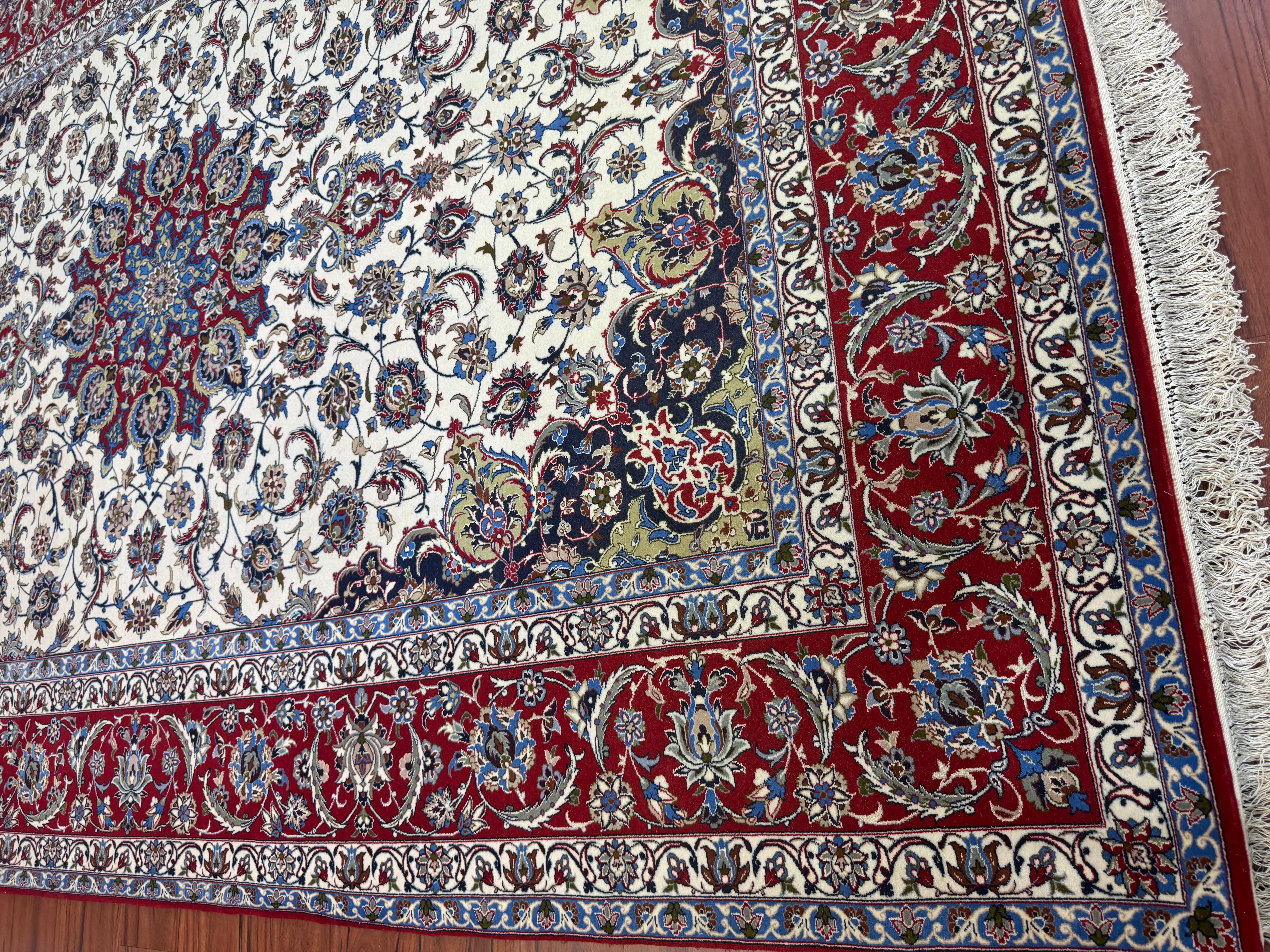 Tappeto persiano Isfahan estremamente pregiato in vendita 12