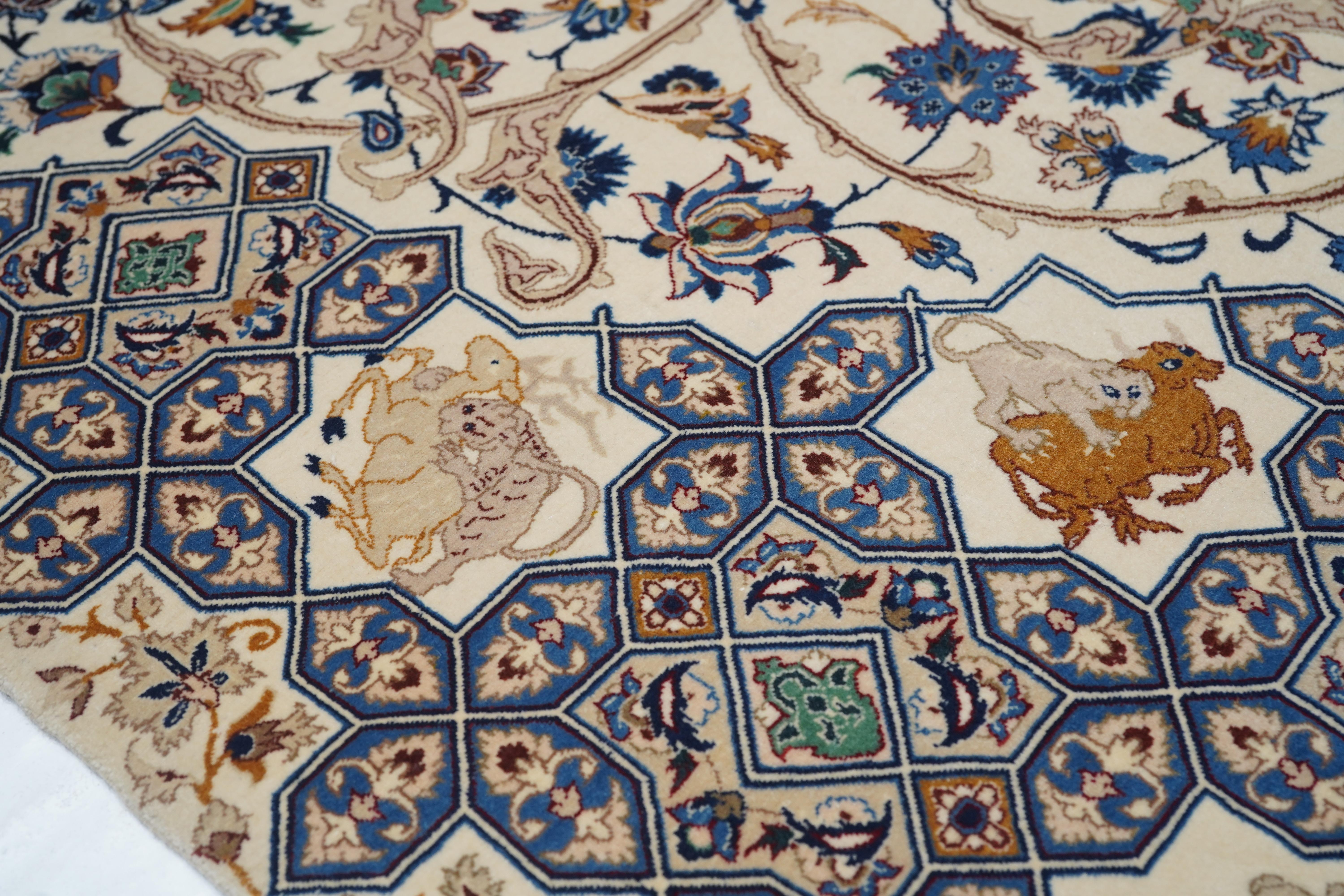 Tappeto persiano Isfahan in lana e seta estremamente pregiato 7'4'' x 11'4'' In condizioni buone in vendita a New York, NY