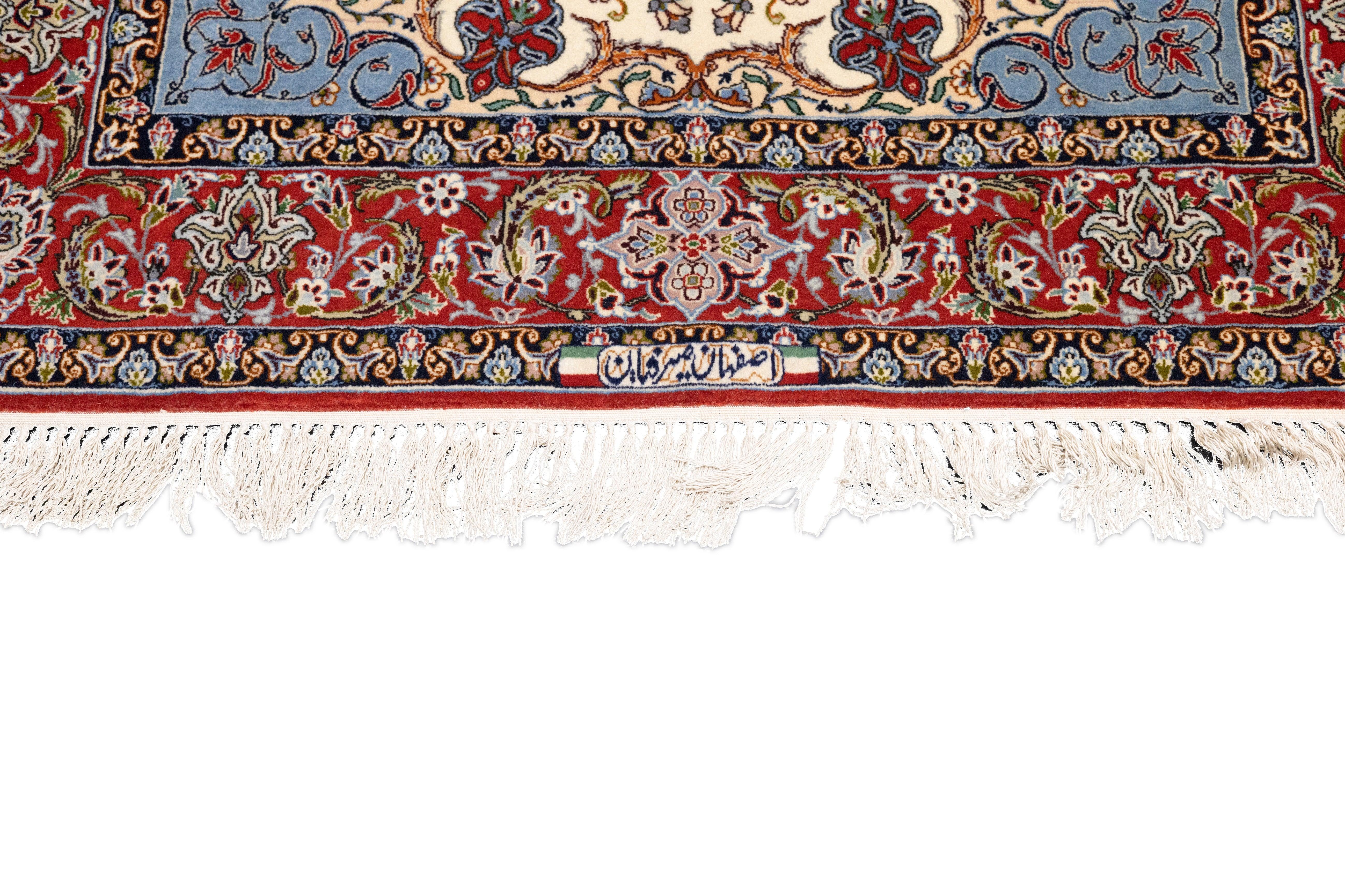 XX secolo Tappeto persiano Isfahan in lana e seta, estremamente fine, 3'8'' x 5'3'' in vendita