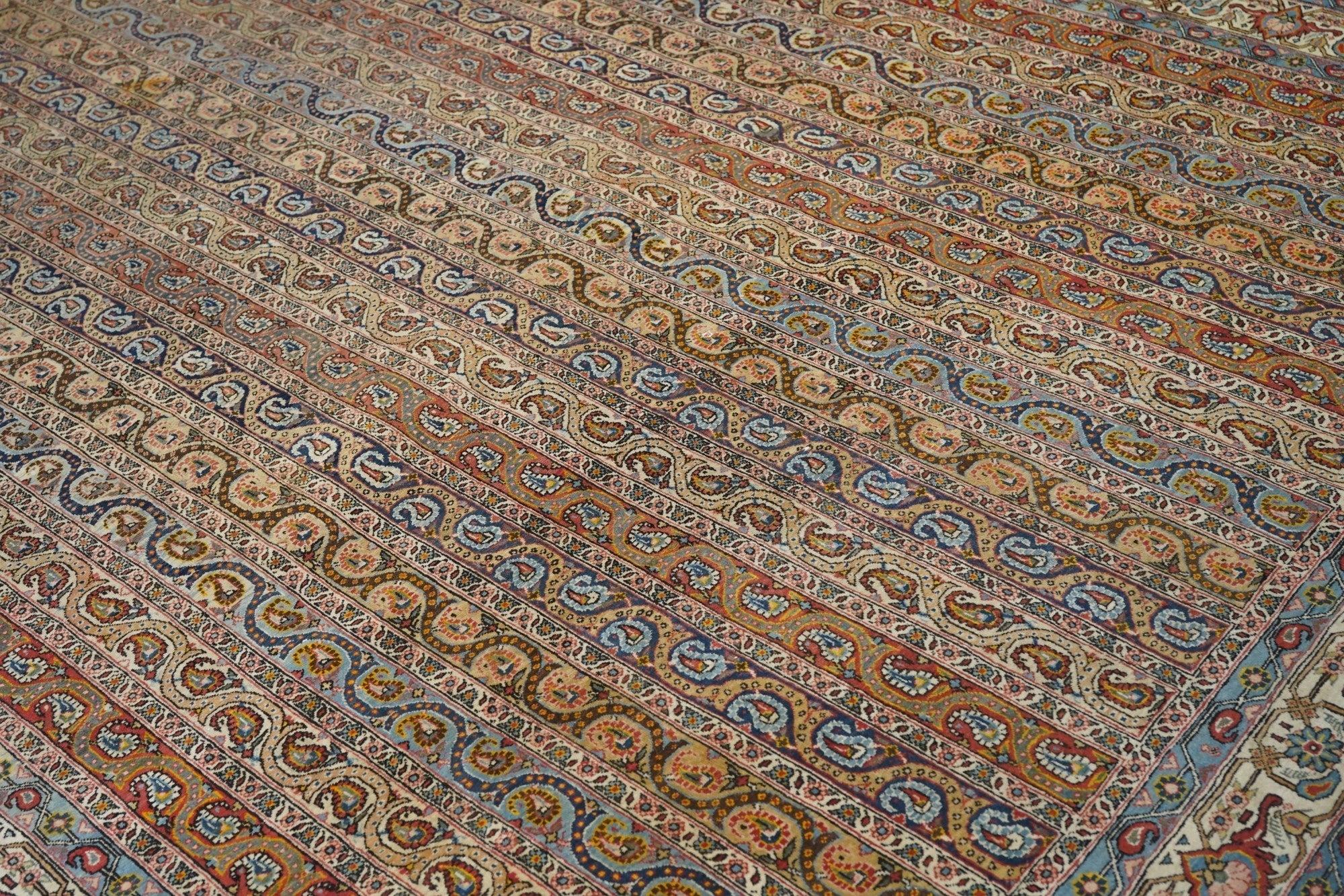 Äußerst feiner persischer Qum-Wollteppich 7'11'' x 10'11'' (20. Jahrhundert) im Angebot