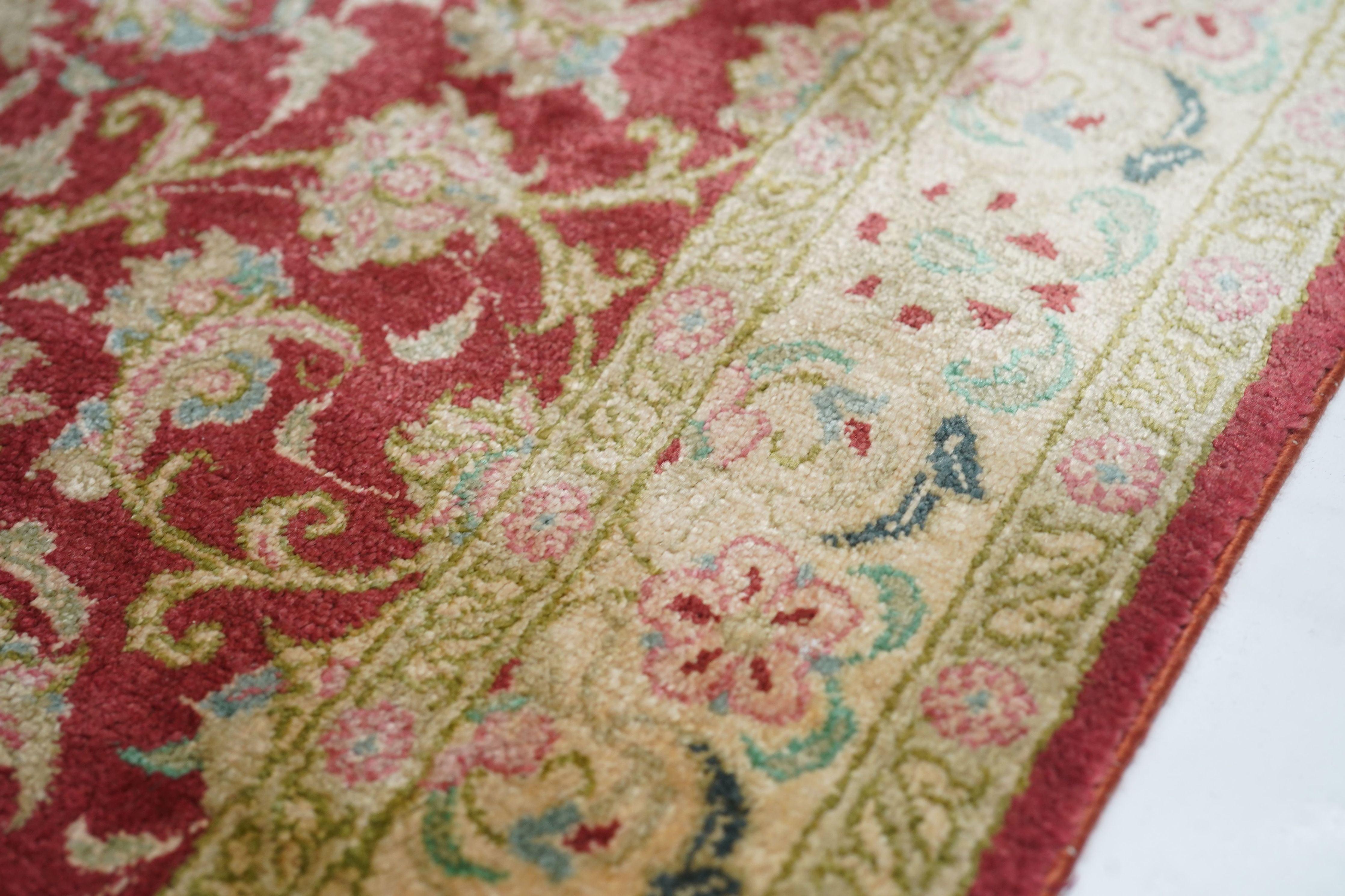 Fine Persian Silk Qum Runner 2'2'' x 9'3'' In Good Condition For Sale In New York, NY