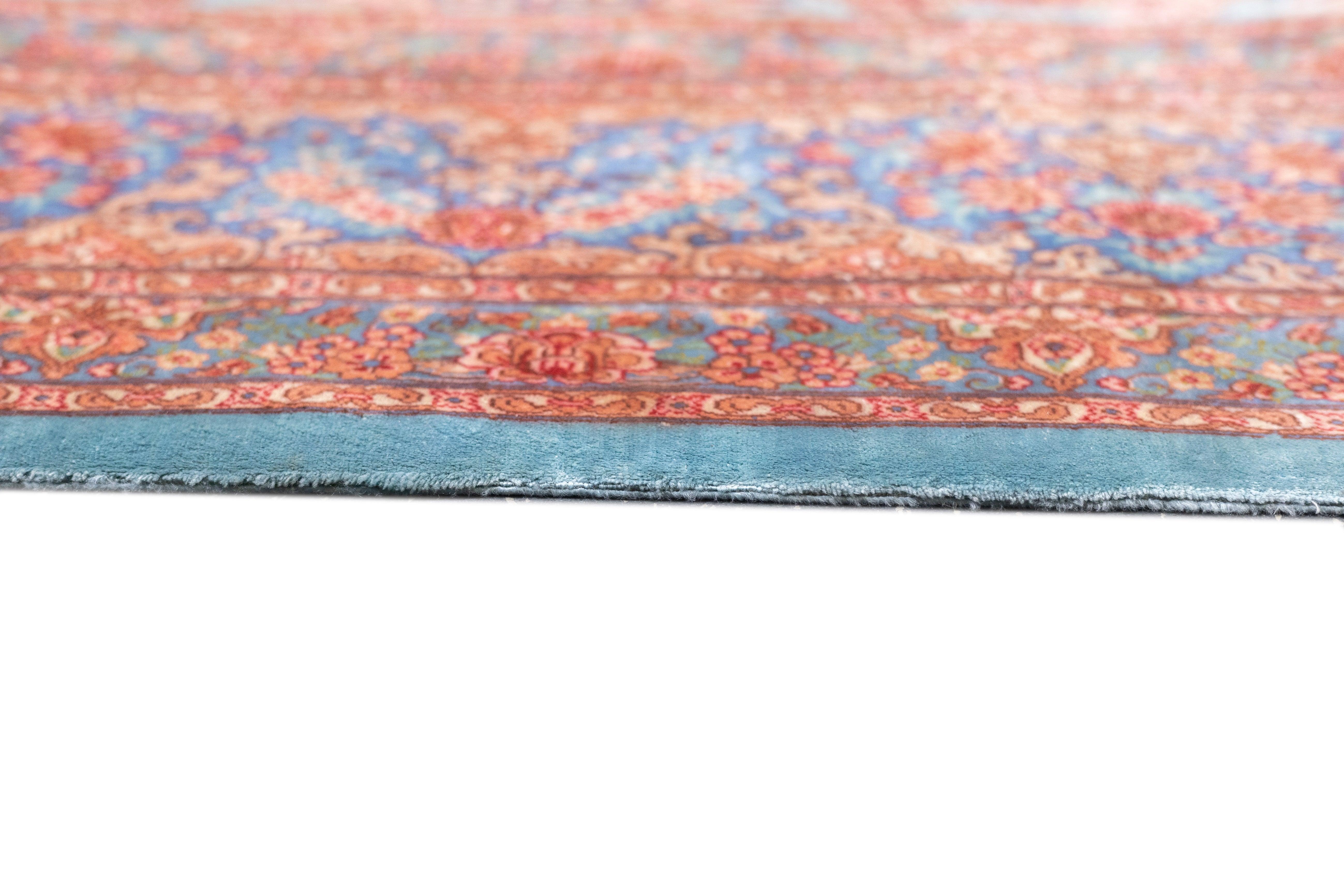 Tappeto Qum in seta persiana estremamente fine 6'3'' x 10'2'' in vendita 1