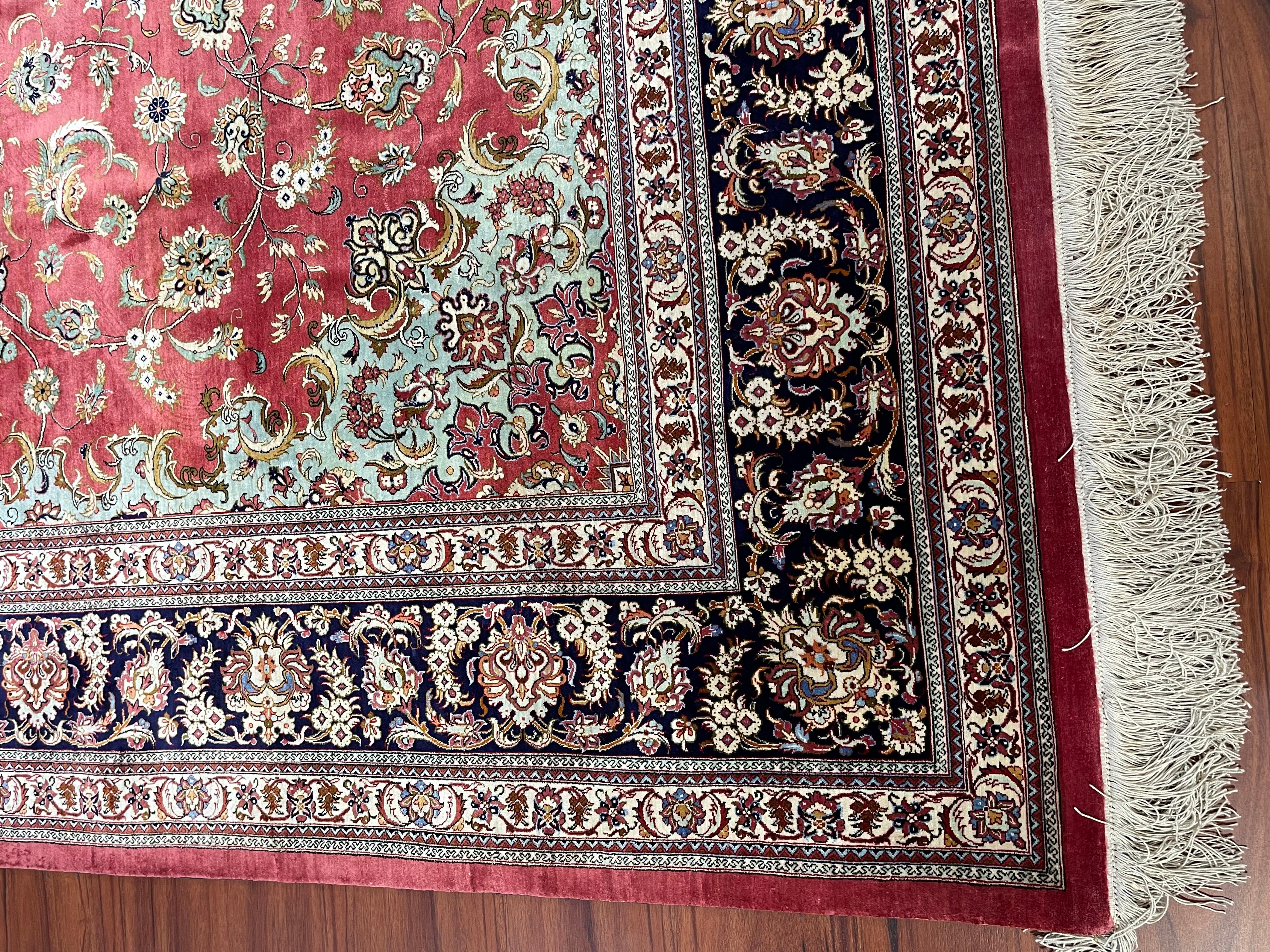 Alfombra de seda persa Qum extremadamente fina Anudado a mano en venta