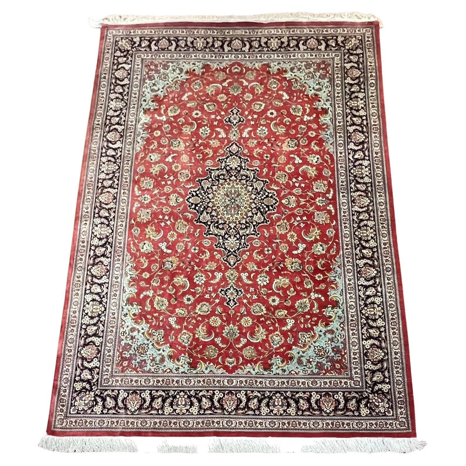Tapis/Carpet en soie persane extrêmement raffiné