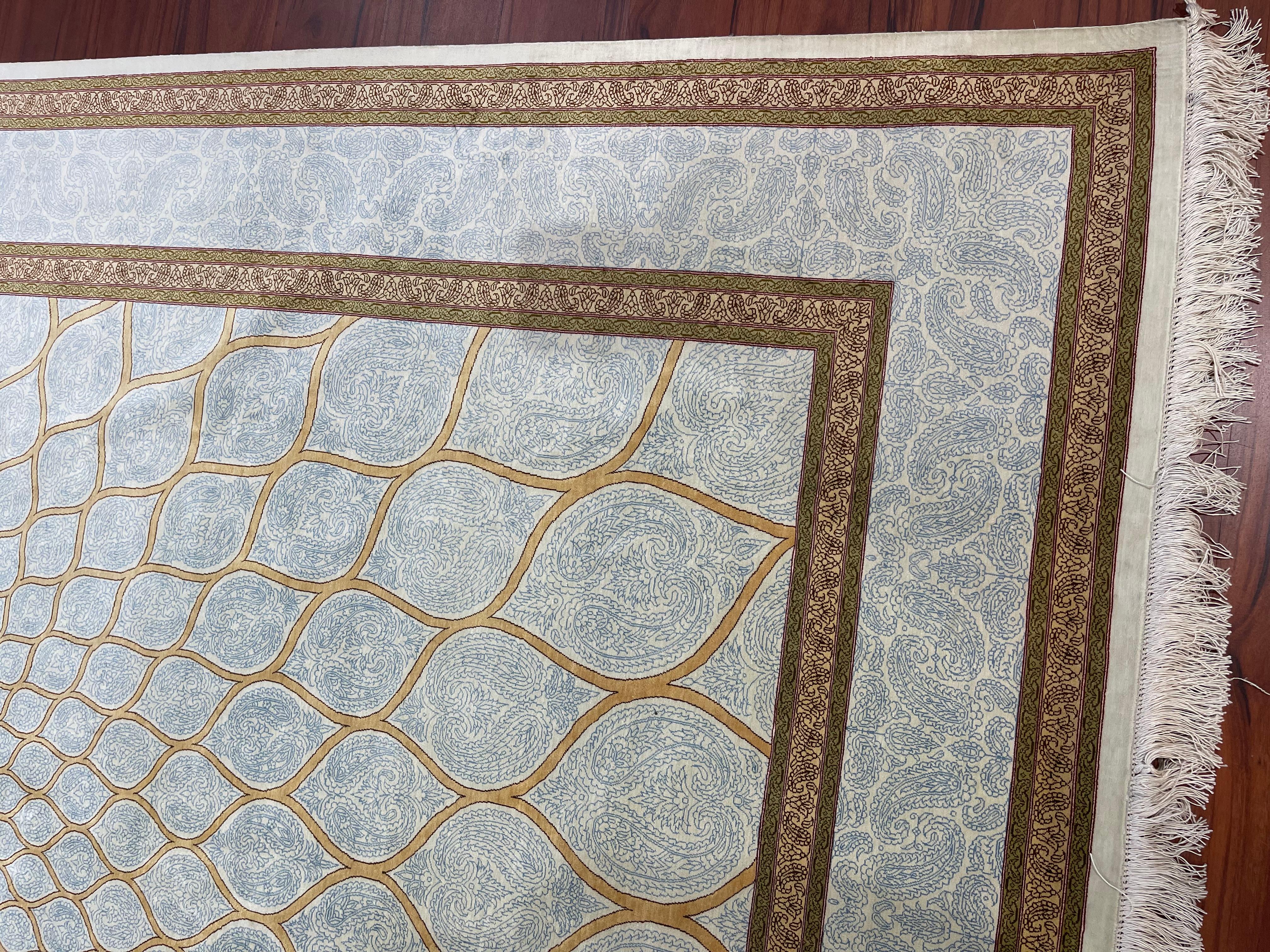 Extremely Fine Persian Silk Qum Rug In Excellent Condition For Sale In Gainesville, VA