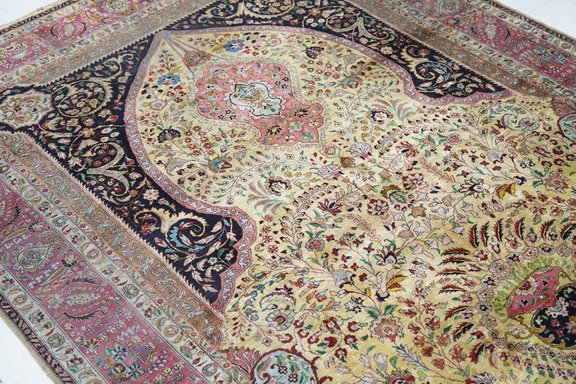XX secolo Tappeto Tabriz in seta persiana estremamente fine 6'0