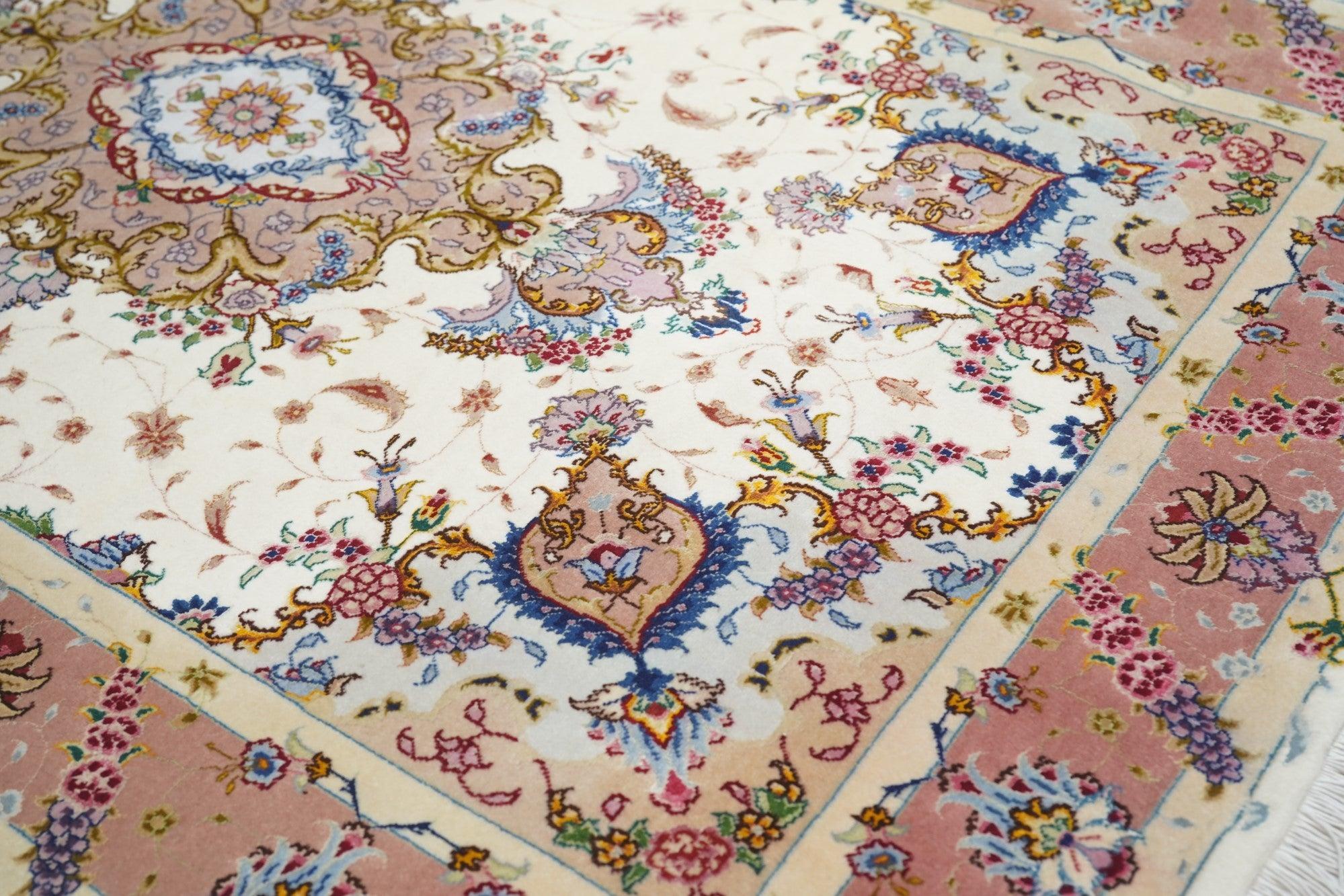 Lana Tappeto persiano Tabriz in lana e seta, estremamente fine, 3'4'' x 5'2'' in vendita
