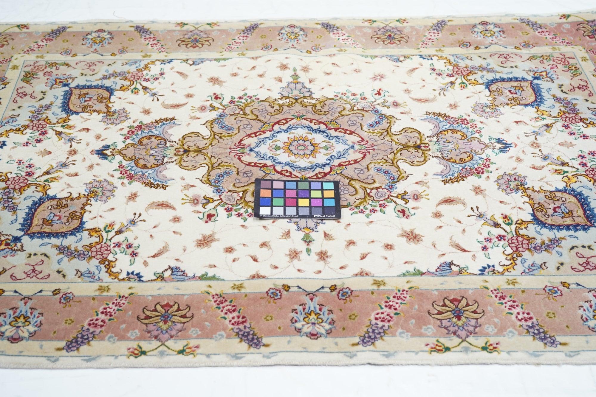 Tappeto persiano Tabriz in lana e seta, estremamente fine, 3'4'' x 5'2'' in vendita 3