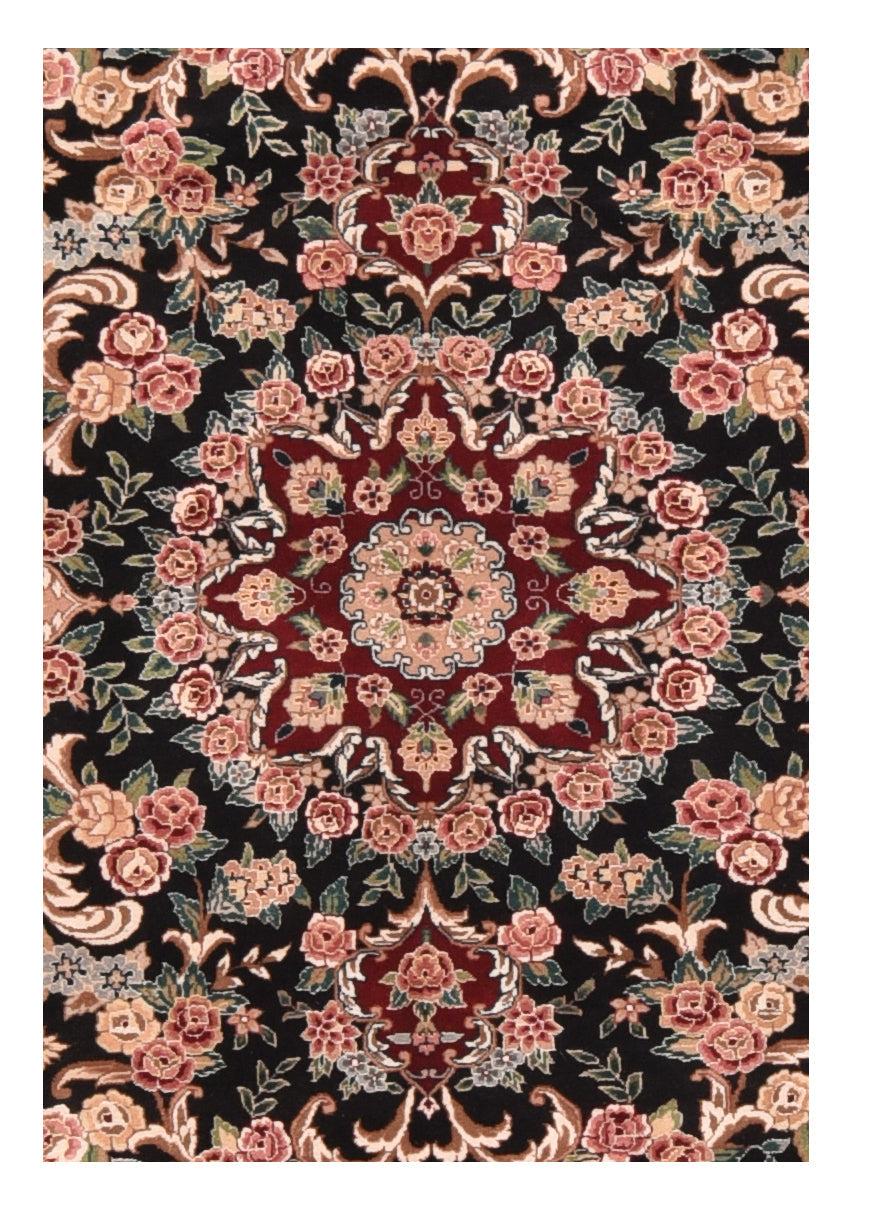 Tappeto persiano Tabriz estremamente fine in lana e seta 5'9'' x 8'9'' In condizioni ottime in vendita a New York, NY