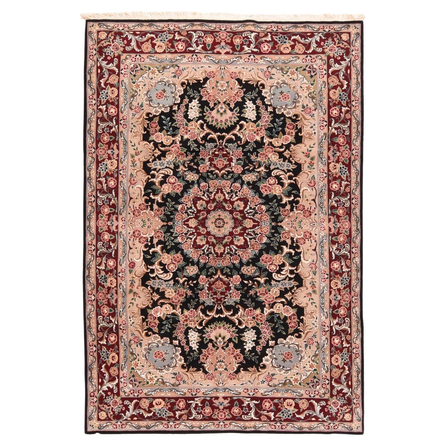 Tapis persan Tabriz en laine et soie 5'9'' x 8'9'' d'une extrême finesse
