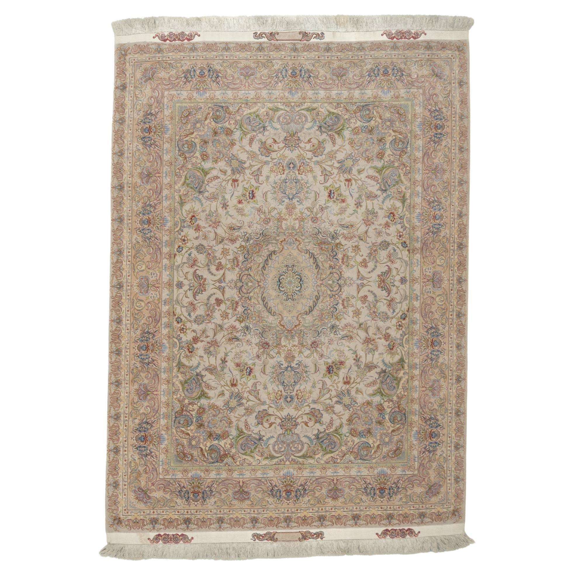 Tappeto persiano Tabriz estremamente fine in lana e seta 4'11'' x 7'1''