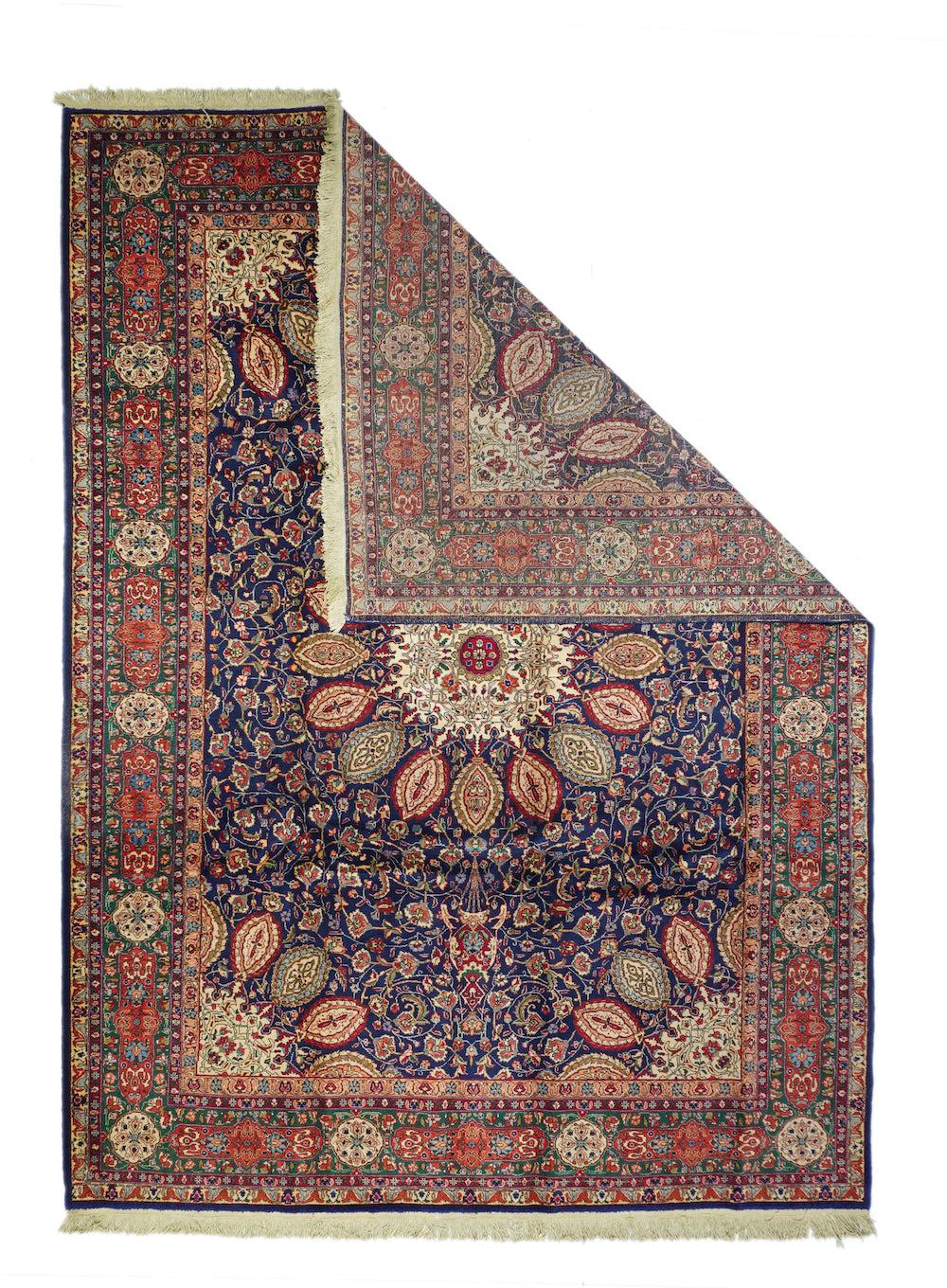 Tappeto Tabriz persiano estremamente fine tessuto dall'artista Master Weaver 8'1'' x 11'4''. Si tratta di una versione compatta e finemente tessuta del famoso 