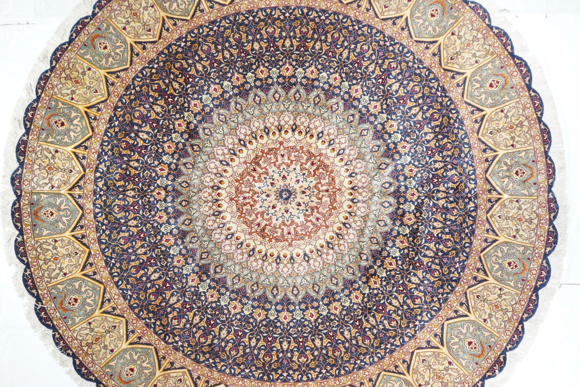 Persiano Tappeto persiano Tabriz estremamente fine, tessuto dall'artista Master Weaver in lana e seta in vendita