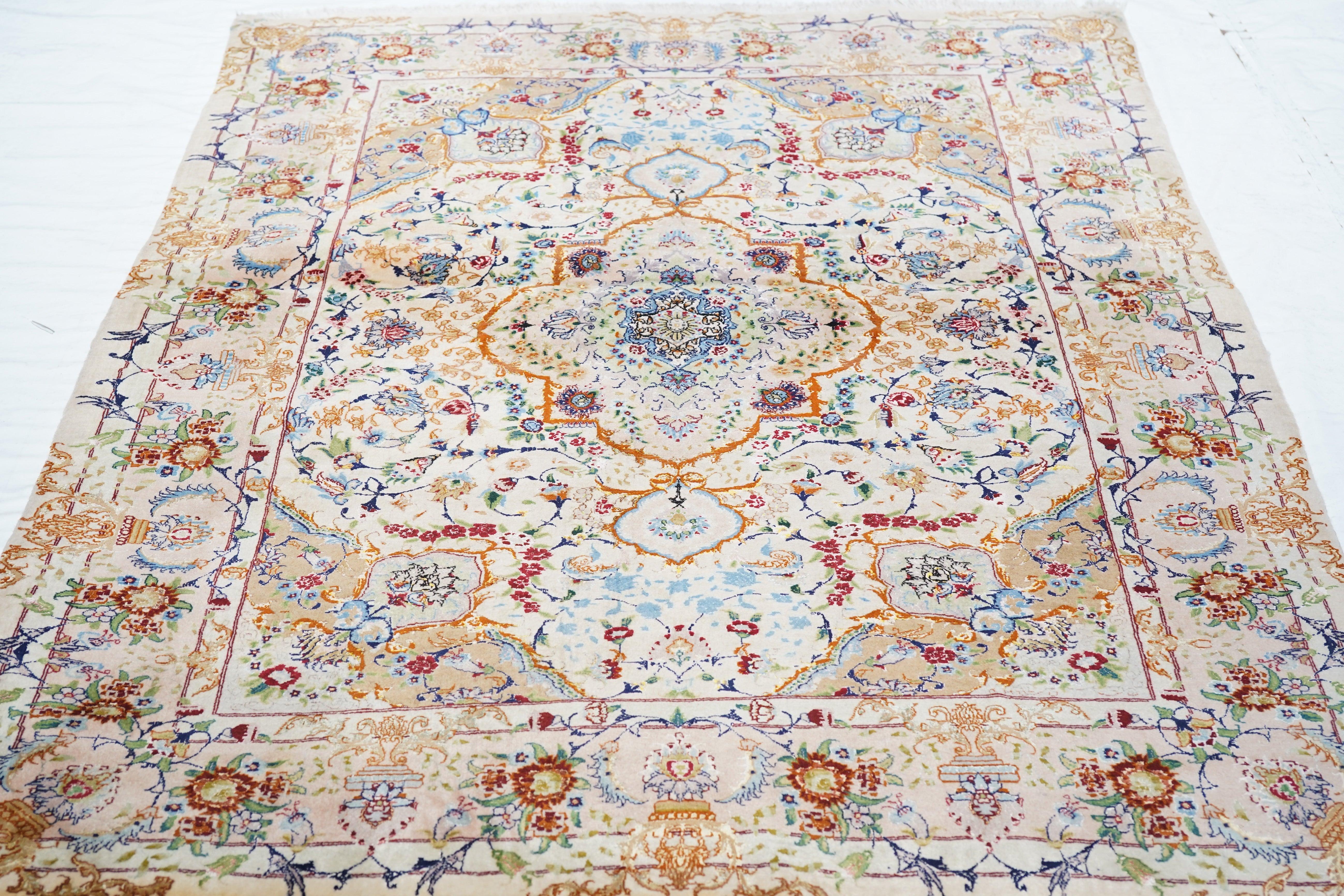 Tappeto Tabriz in lana e seta persiana estremamente pregiata 5'0