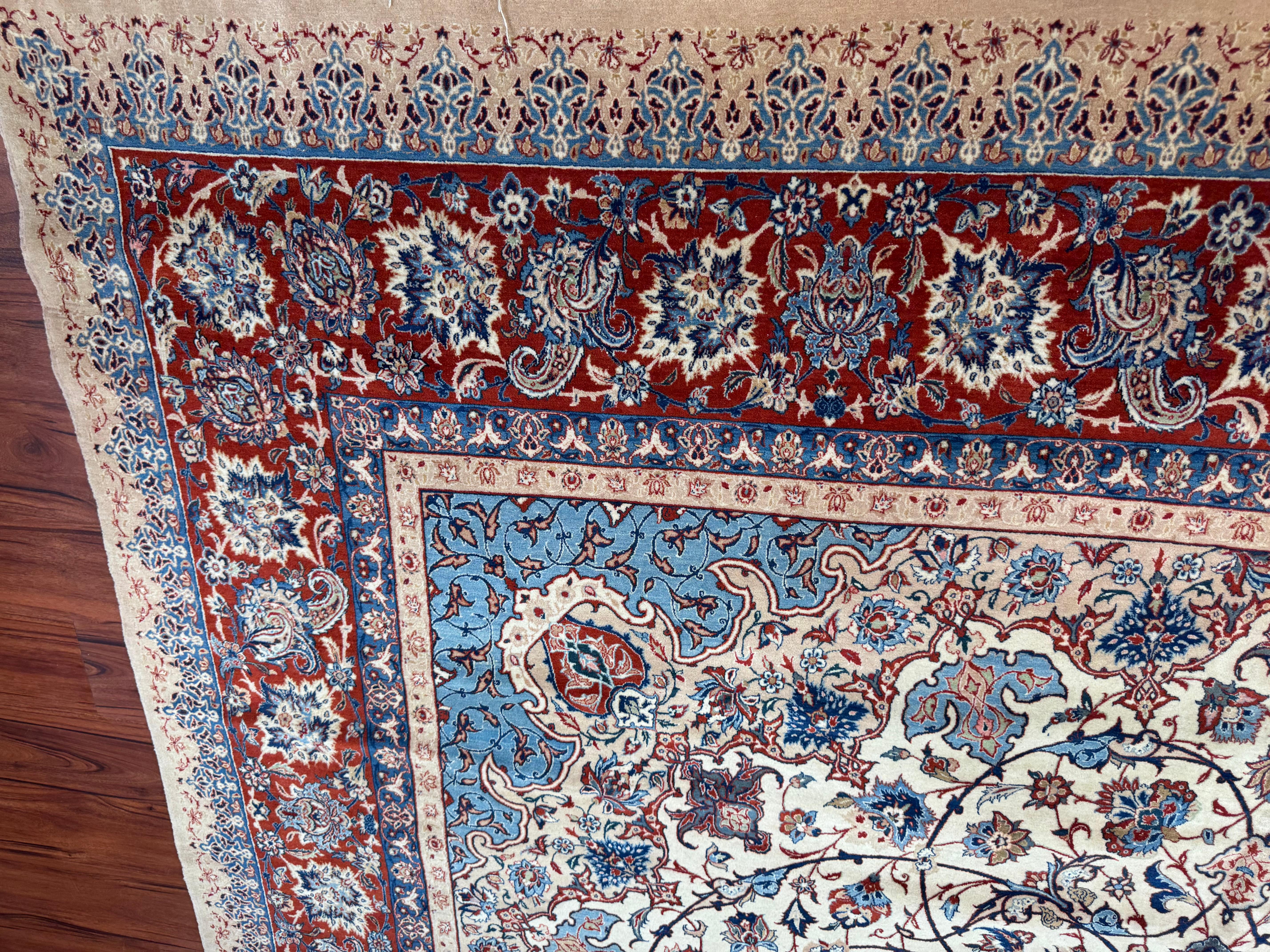 Tappeto persiano Isfahan semi-antico estremamente fine in vendita 12