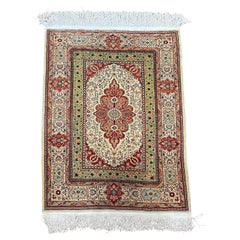 Tapis/Carpet en soie de Turquie extrêmement raffiné