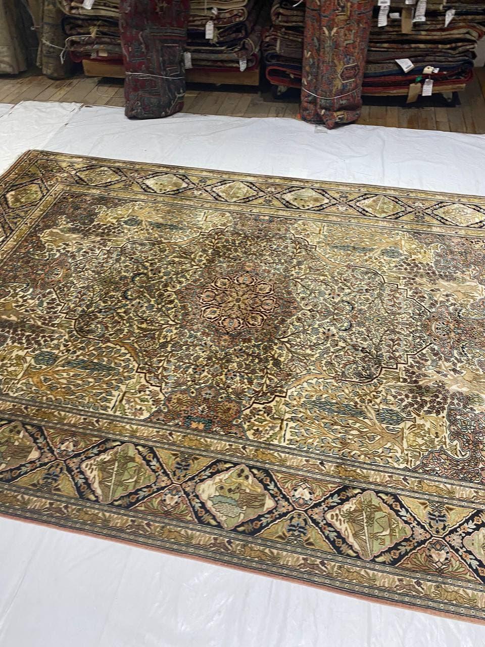 Keshmiri Rug 6'6'' x 9'6'' 6