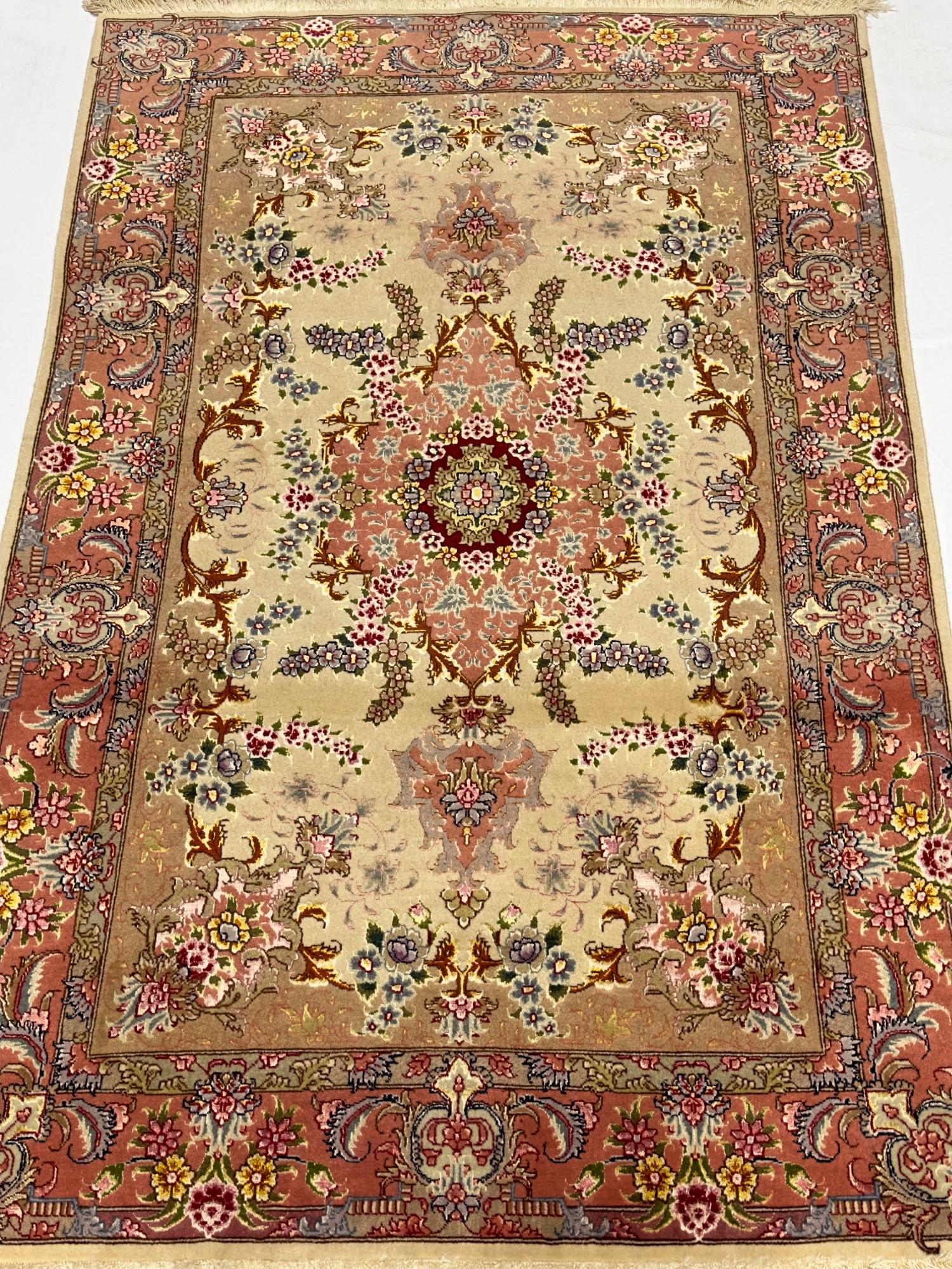 Tappeto persiano d'epoca in lana e seta Tabriz, estremamente fine, 3'4